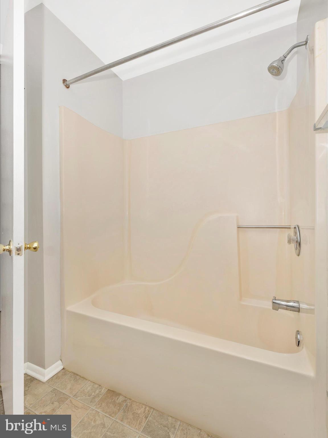 MOUNTAIN VILLAGE - Residential