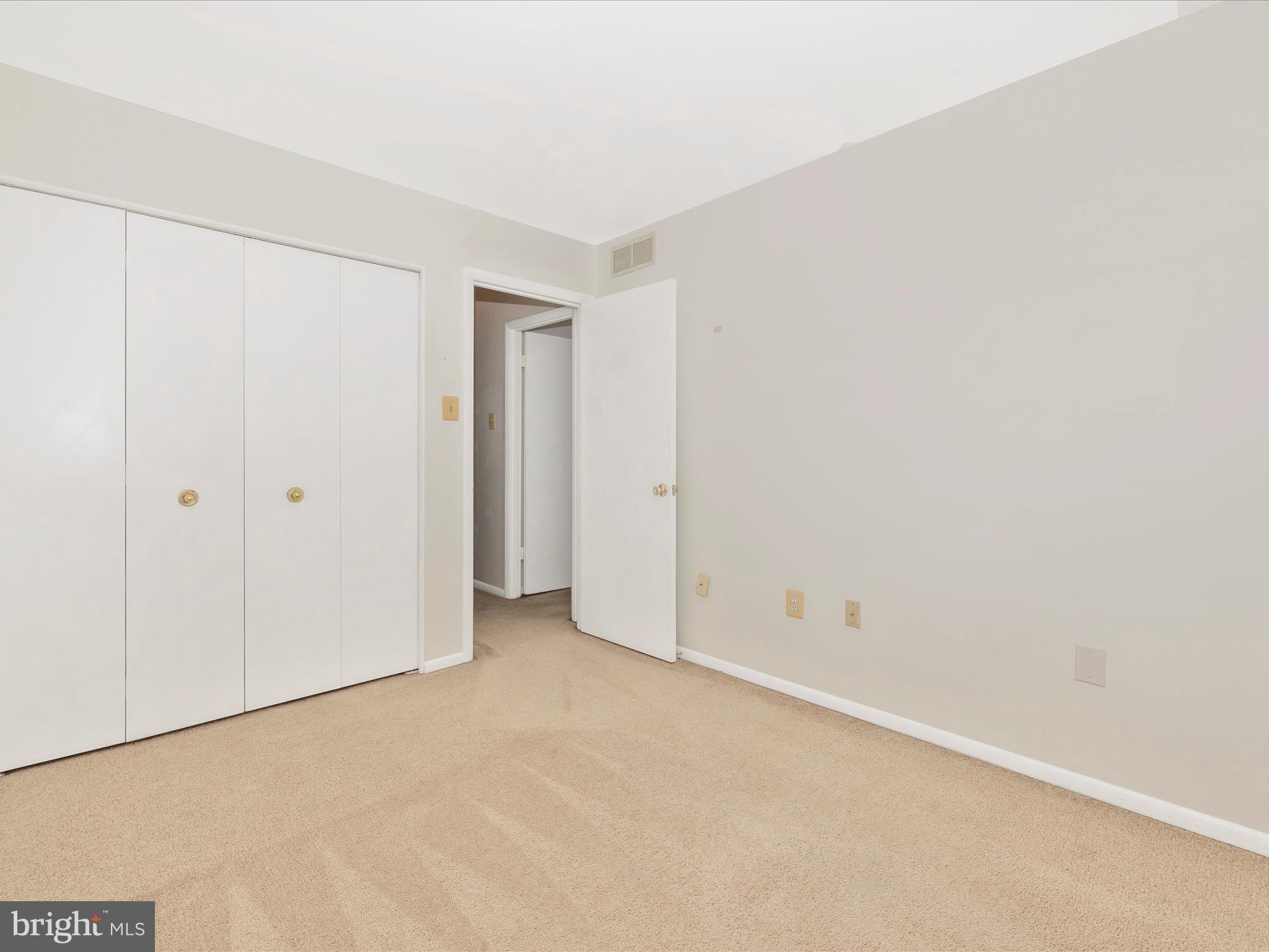 MOUNTAIN VILLAGE - Residential