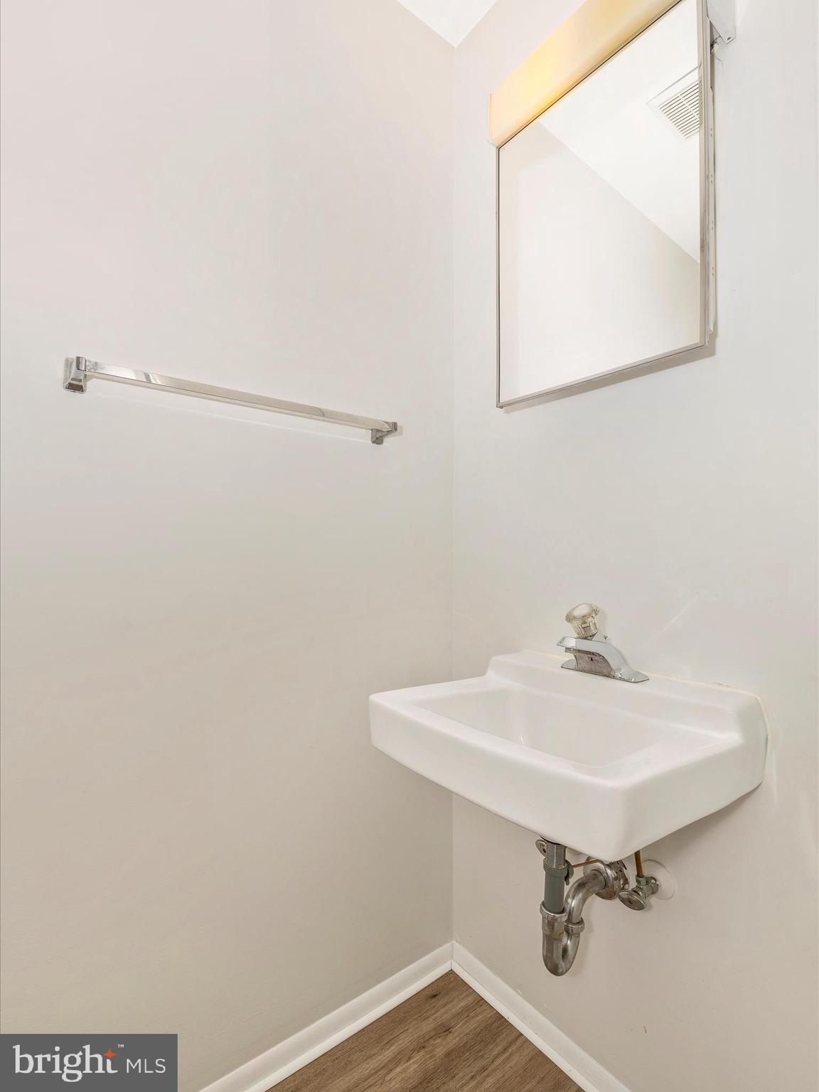 MOUNTAIN VILLAGE - Residential