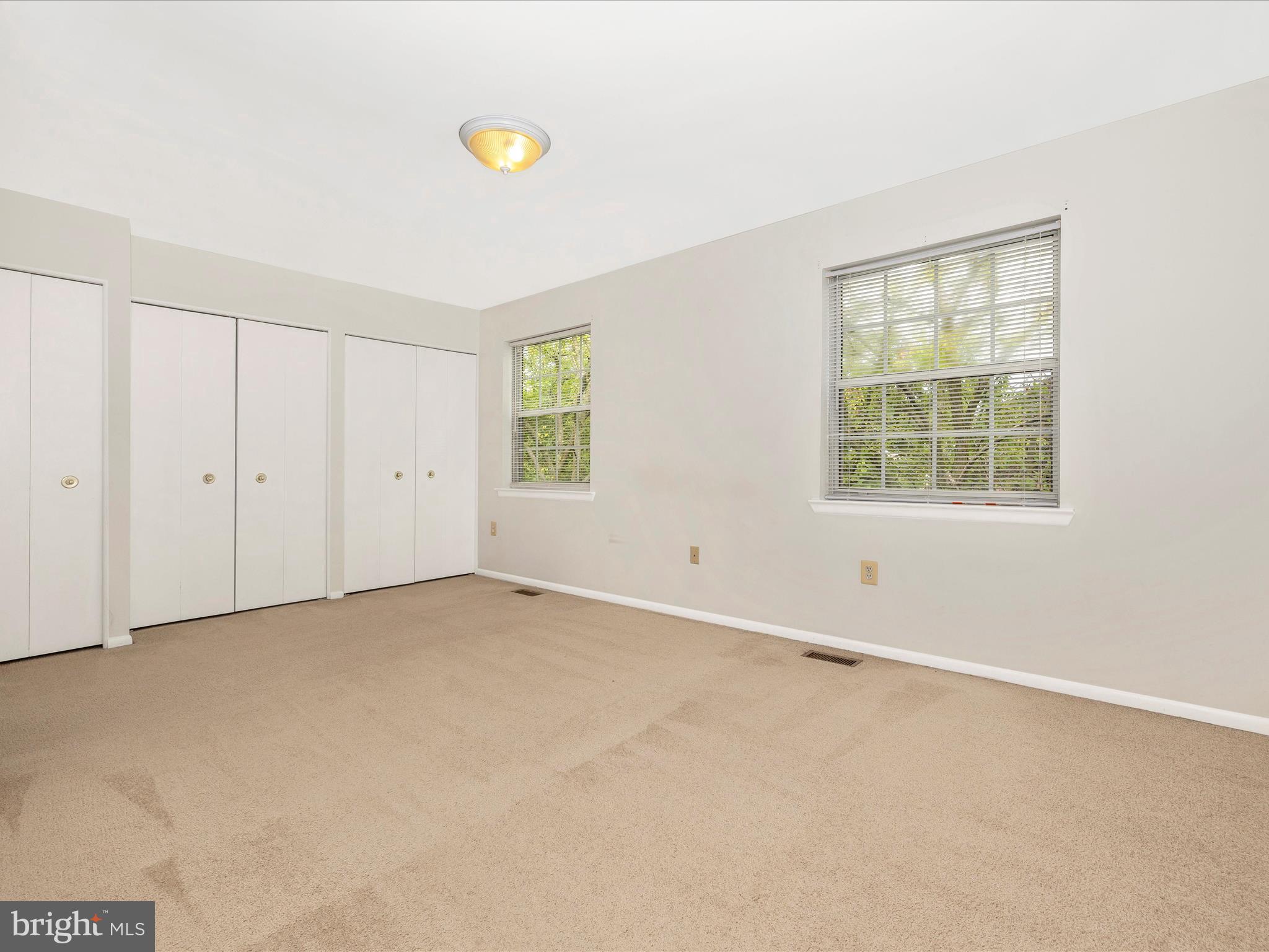 MOUNTAIN VILLAGE - Residential