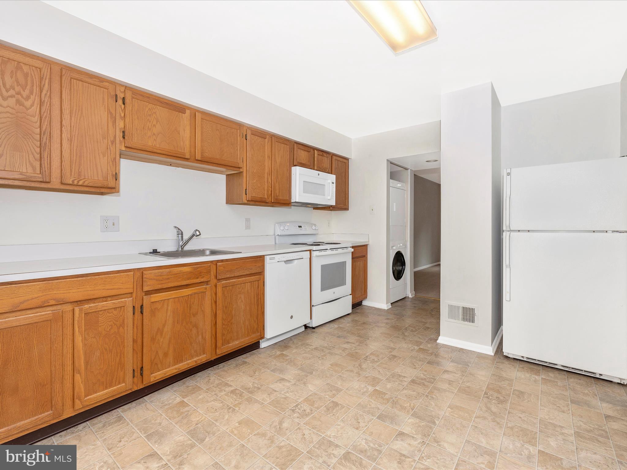 MOUNTAIN VILLAGE - Residential