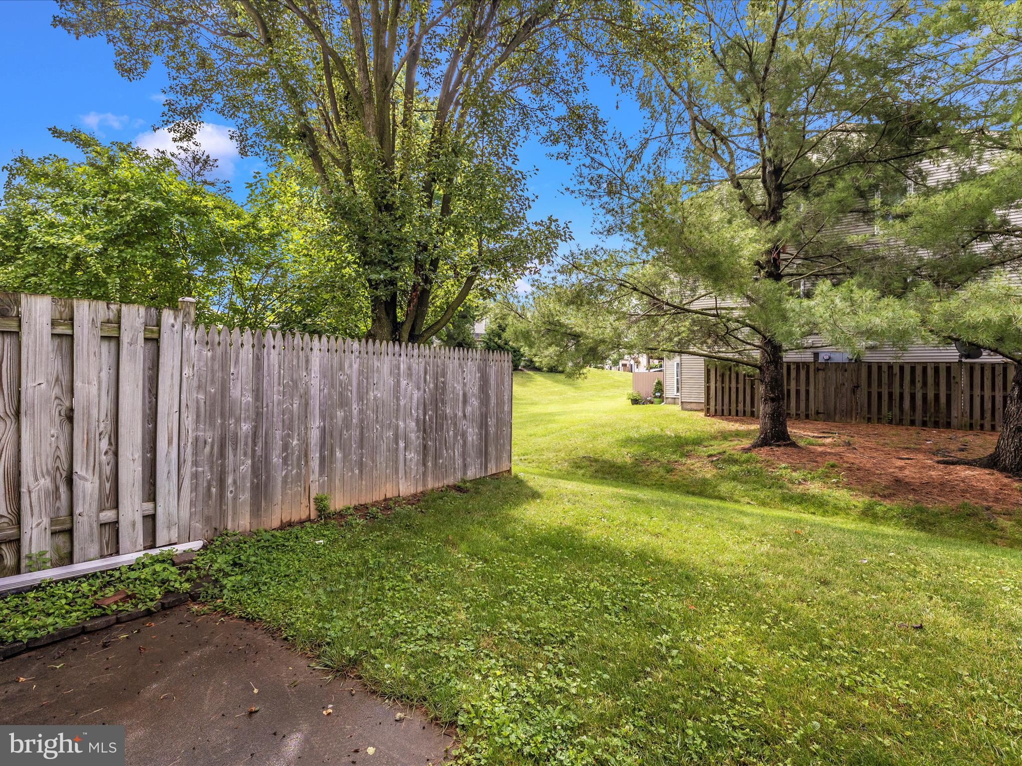 MOUNTAIN VILLAGE - Residential