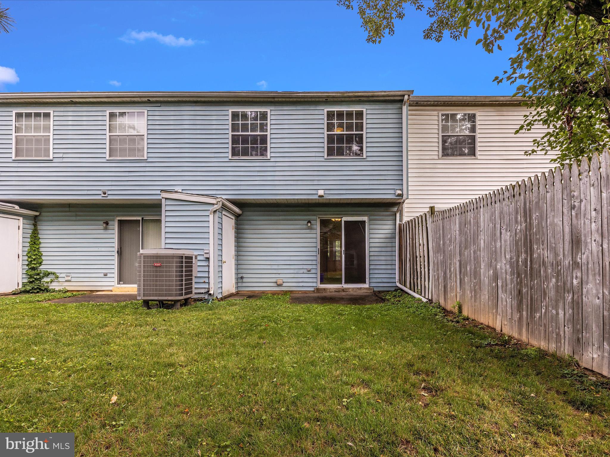 MOUNTAIN VILLAGE - Residential