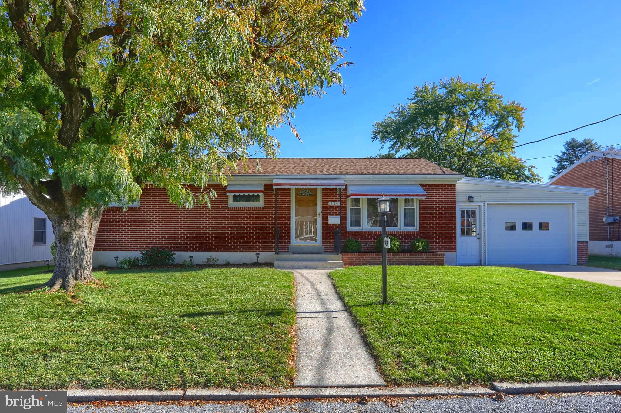 904 S 4TH AVENUE