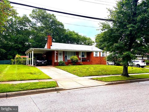 5803 87TH AVENUE HYATTSVILLE MD 20784