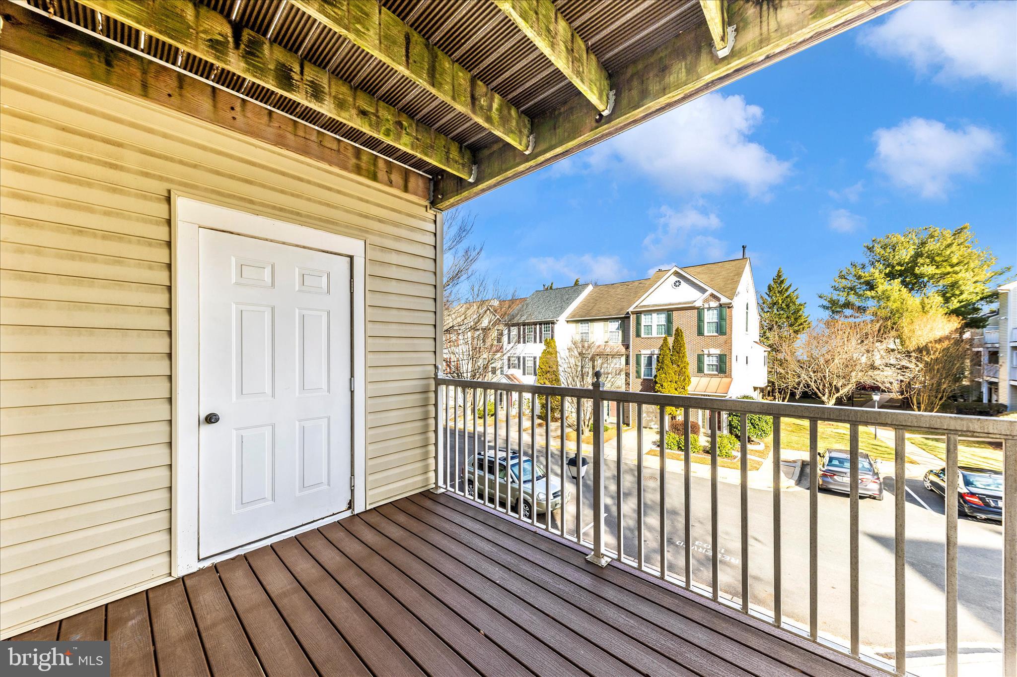 CLOVERLEAF CENTER - Residential Lease