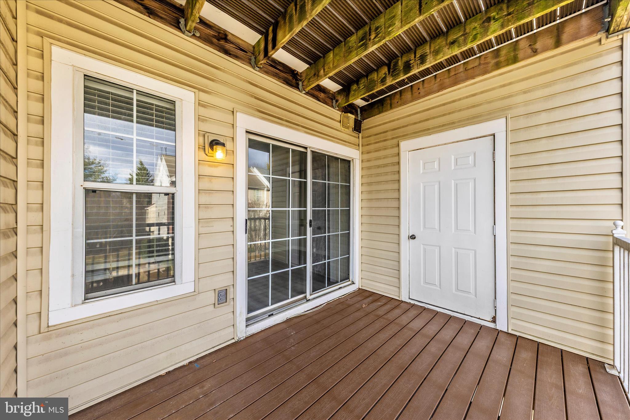 CLOVERLEAF CENTER - Residential Lease