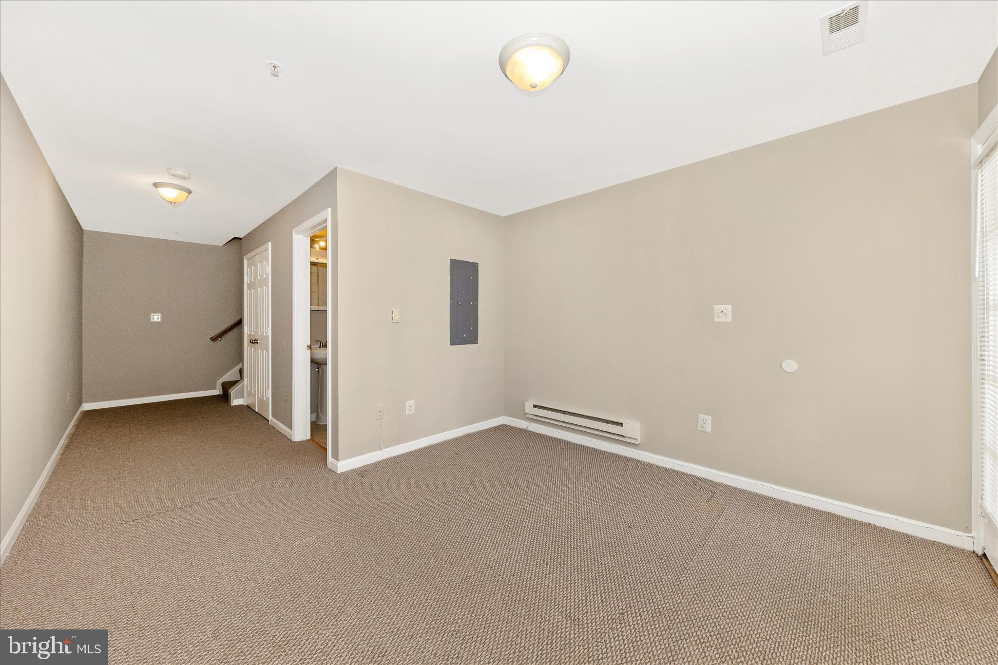 CLOVERLEAF CENTER - Residential Lease