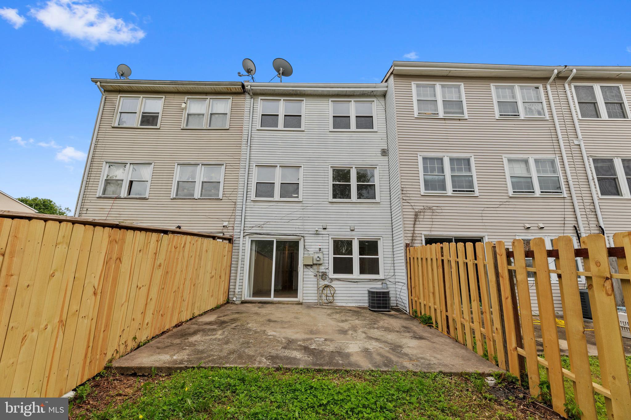 VILLAGE GATE - Residential Lease