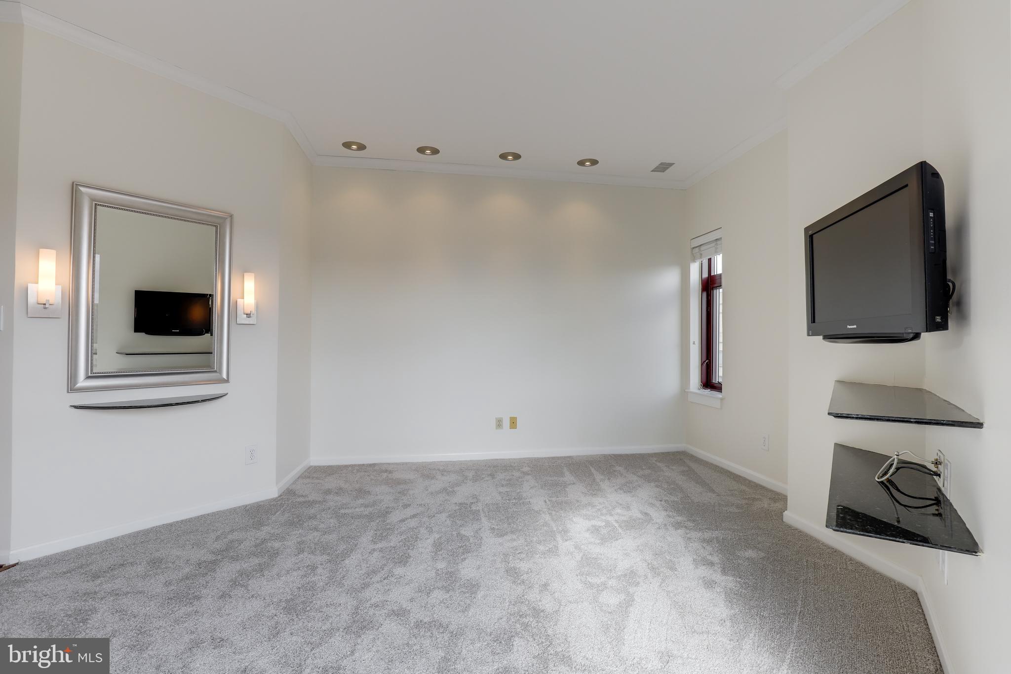 CHARLESTON CONDO - Residential Lease