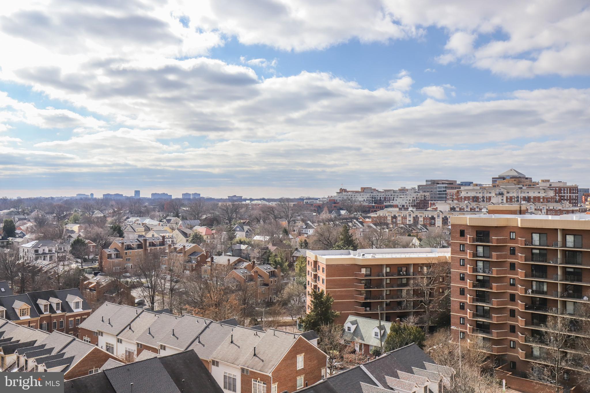 CHARLESTON CONDO - Residential Lease