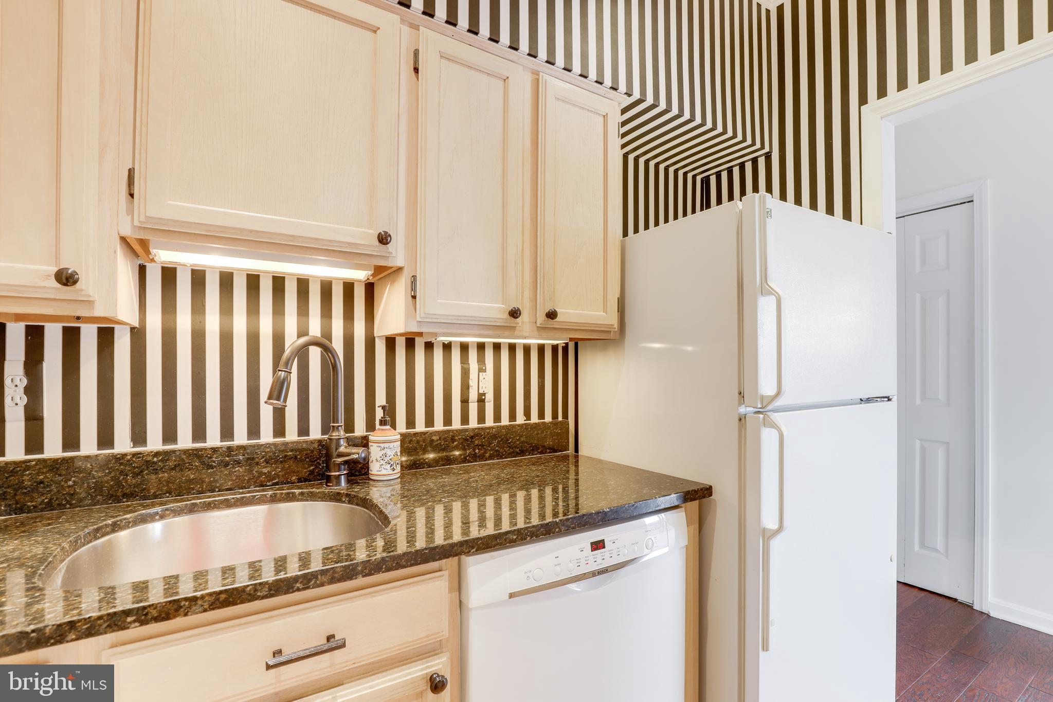 CHARLESTON CONDO - Residential Lease