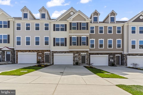 Townhouse For Sale - LOT 157 - 23640 Dragonfly Lane<br/> LEONARDTOWN, MD 20650