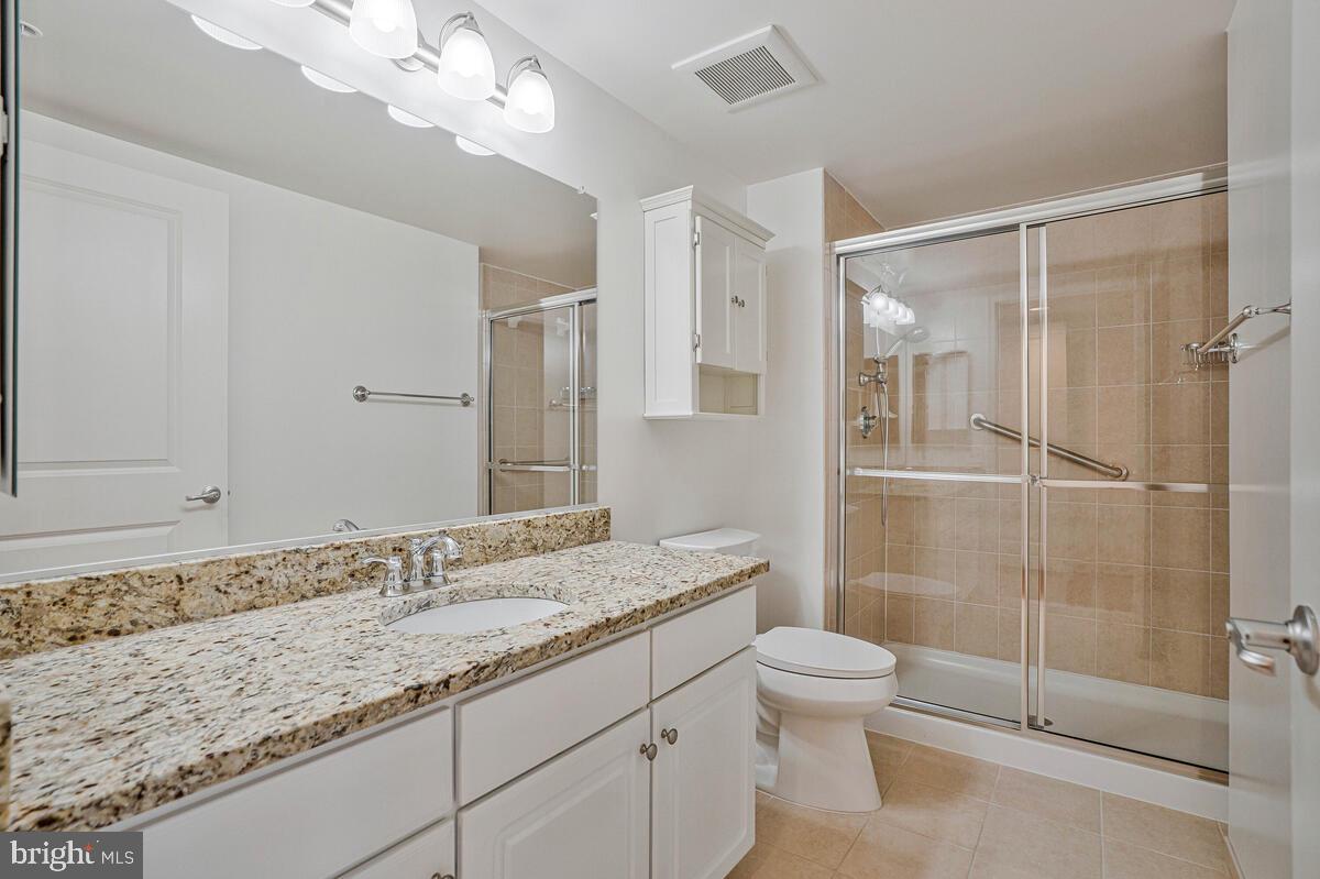 CARLTON HOUSE - Residential