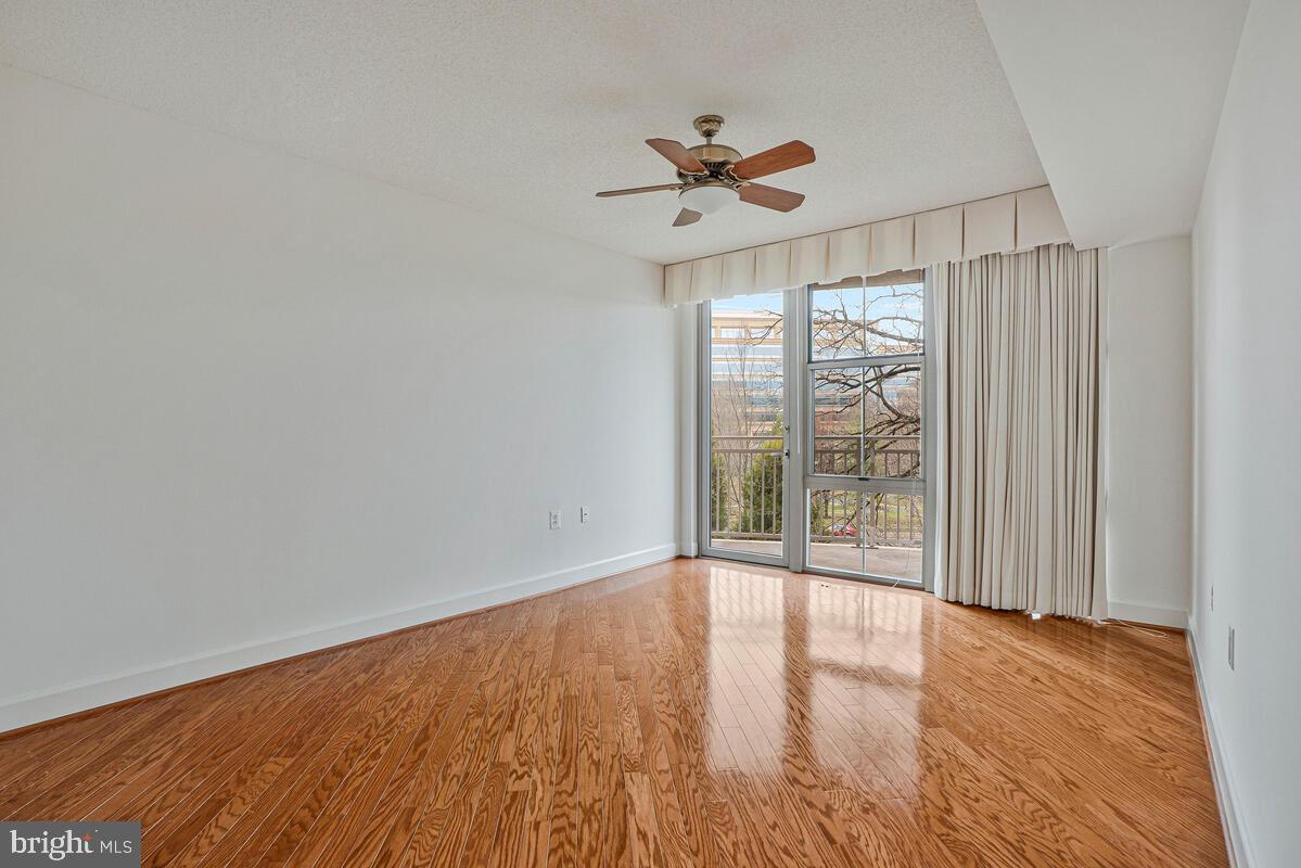 CARLTON HOUSE - Residential