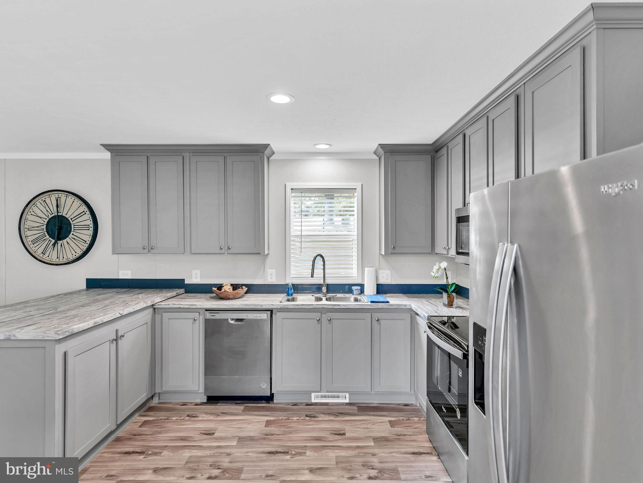 RIVERVIEW MHP - Residential