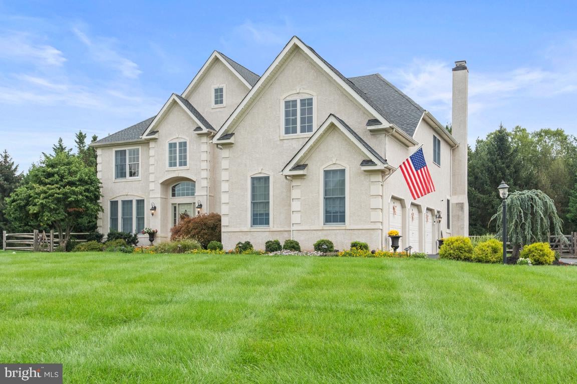 1108 KINGSLEY HALL DRIVE