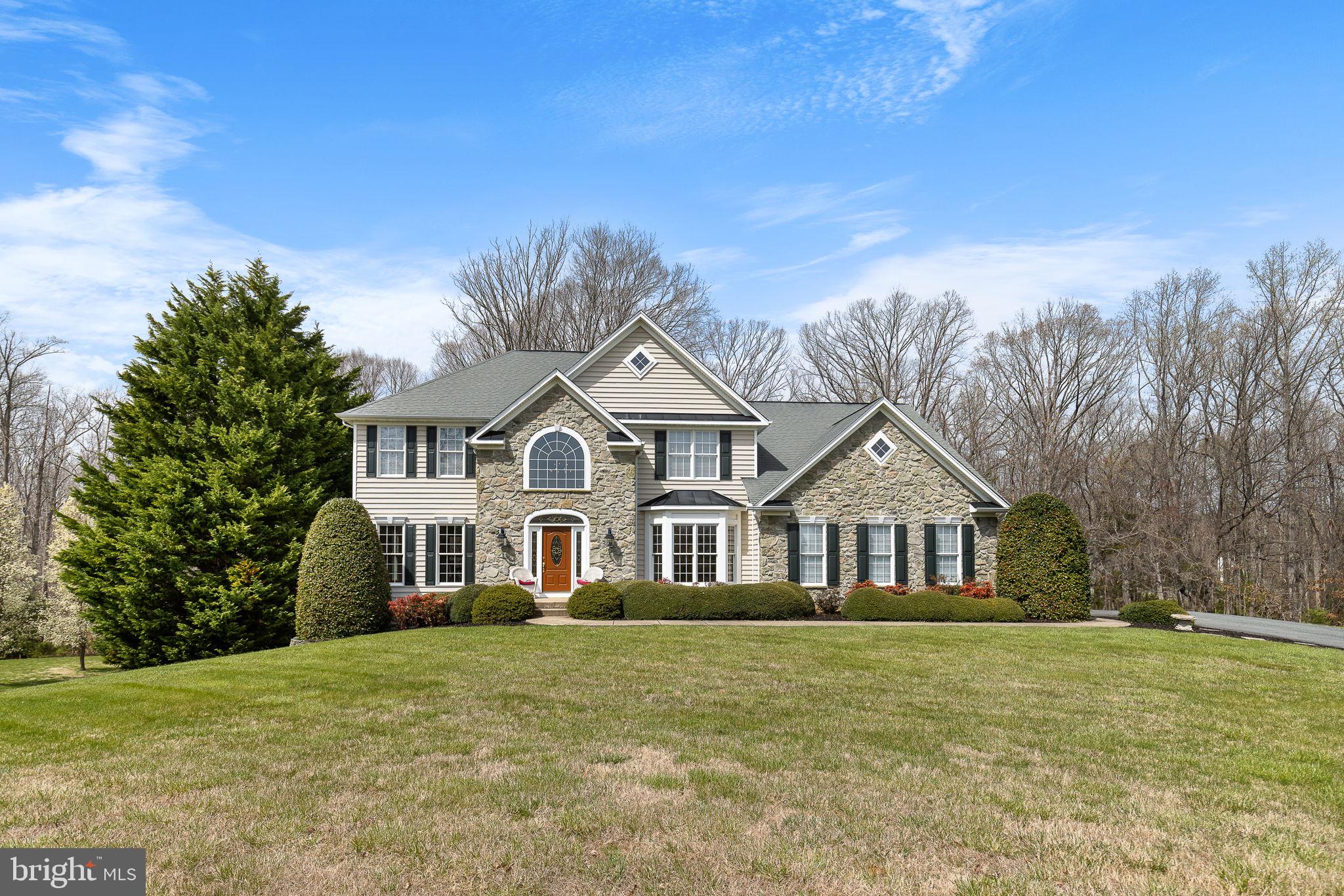 HUNTERS POND - Residential