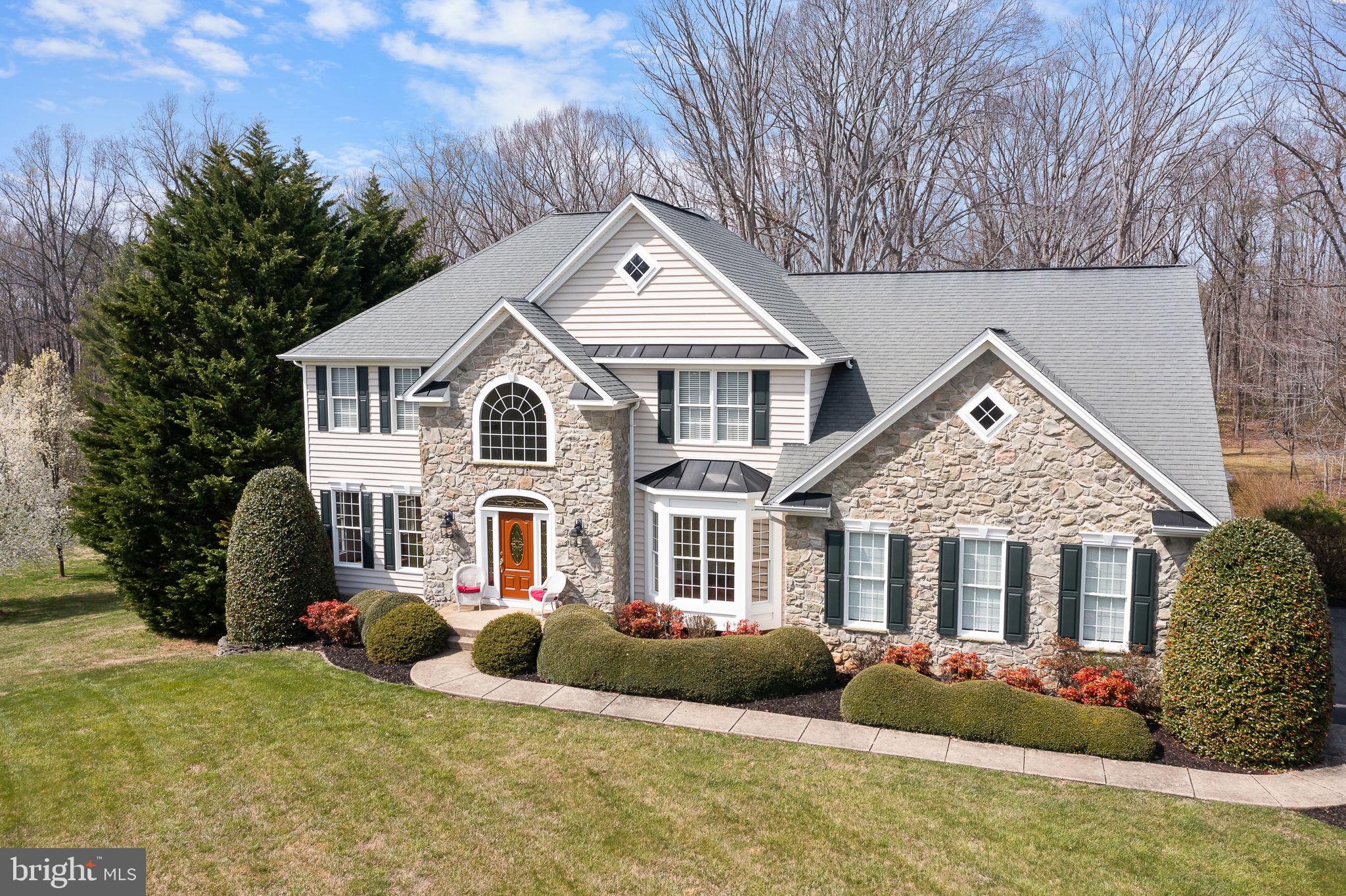 HUNTERS POND - Residential