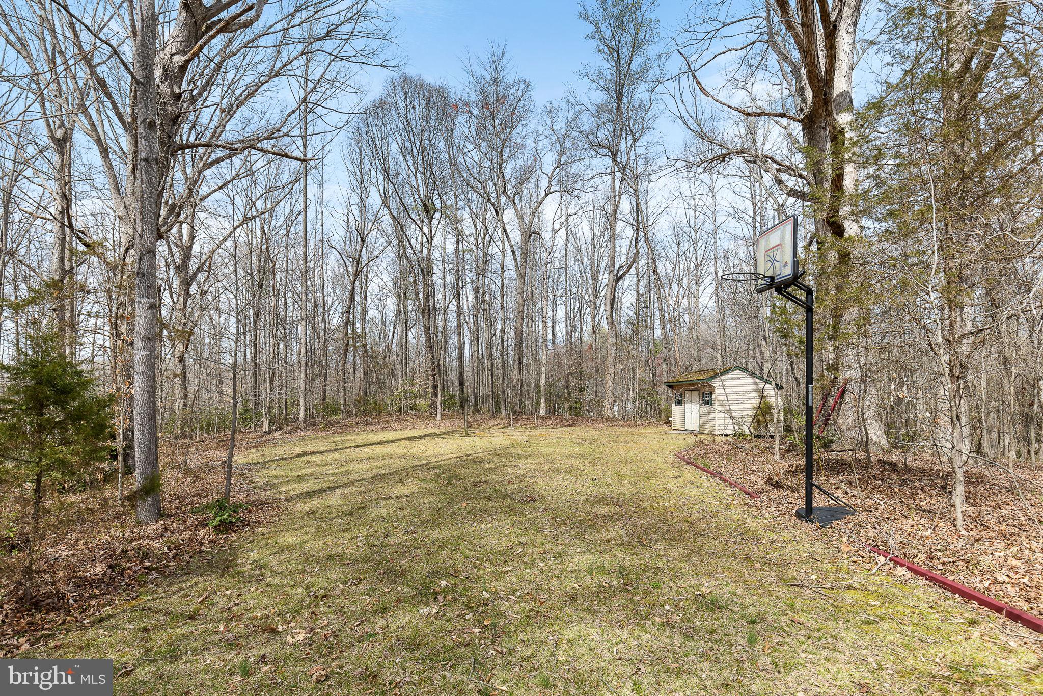 HUNTERS POND - Residential