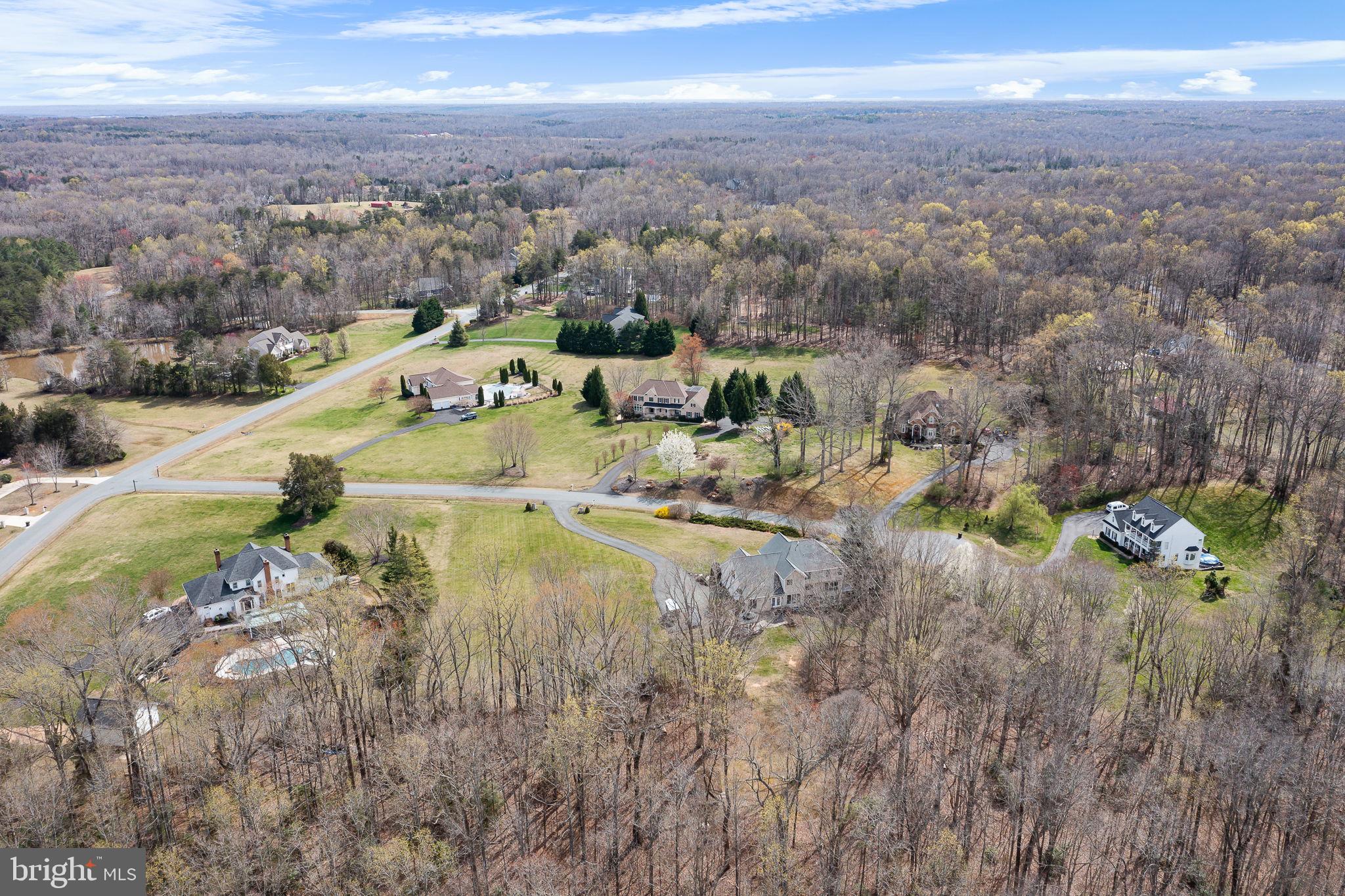 HUNTERS POND - Residential