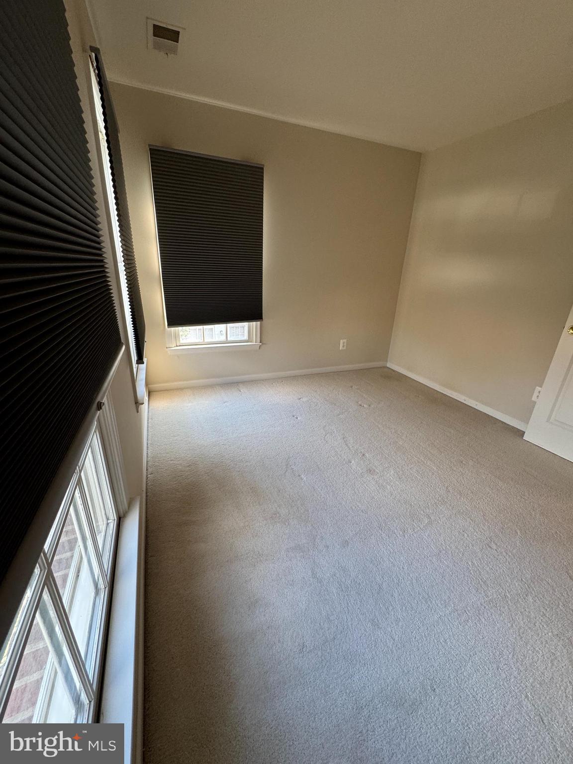 FALLSGROVE - Residential Lease