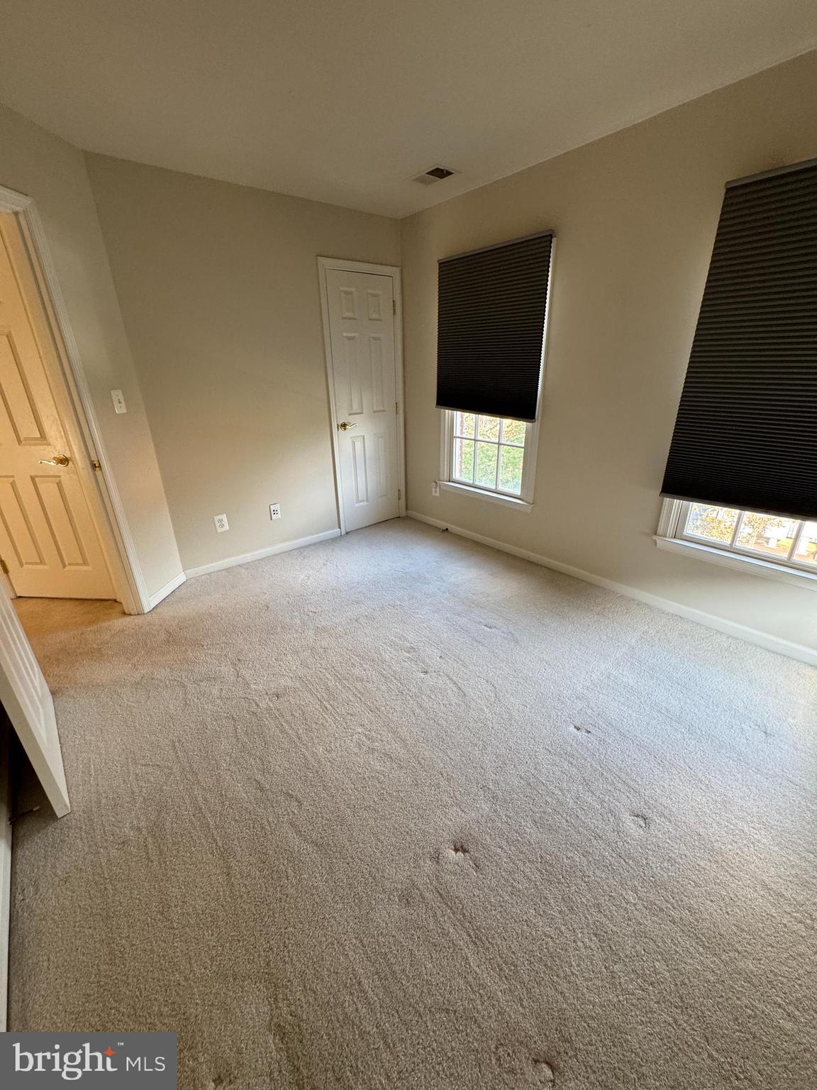 FALLSGROVE - Residential Lease