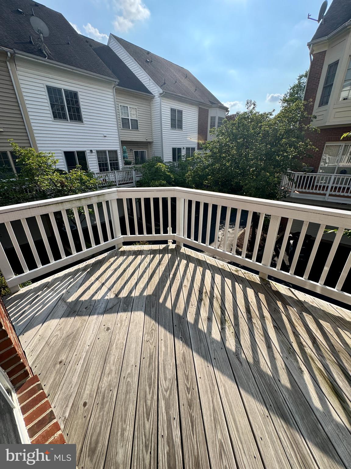 FALLSGROVE - Residential Lease