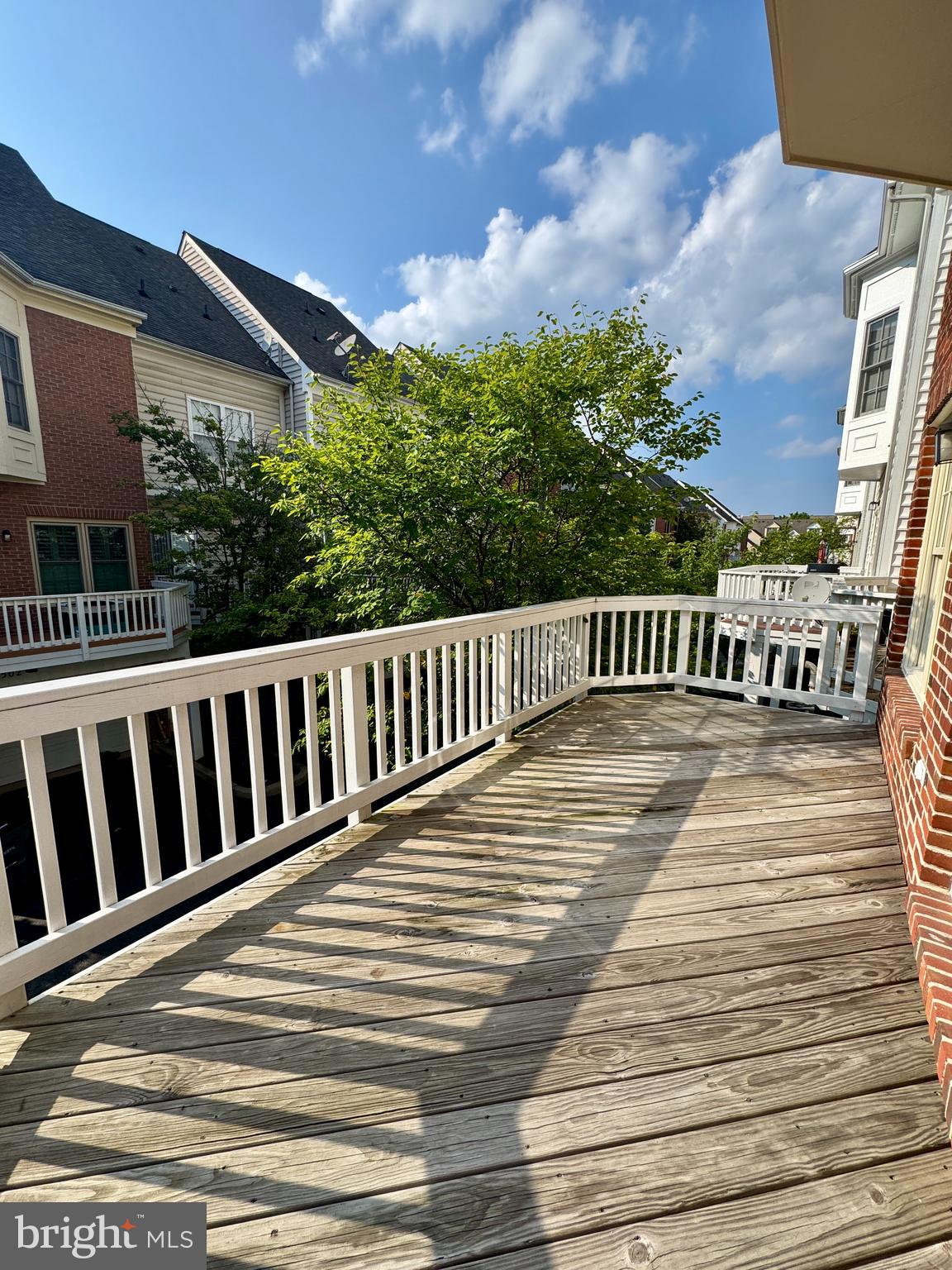 FALLSGROVE - Residential Lease