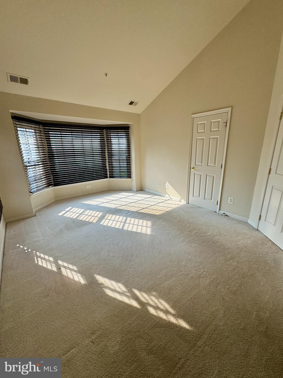 FALLSGROVE - Residential Lease