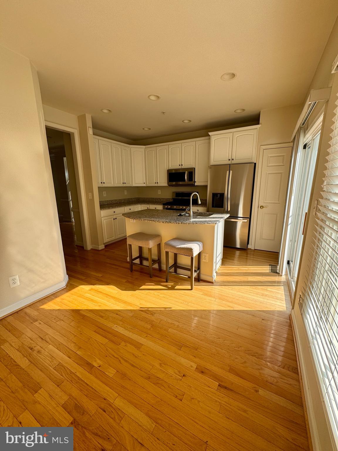 FALLSGROVE - Residential Lease