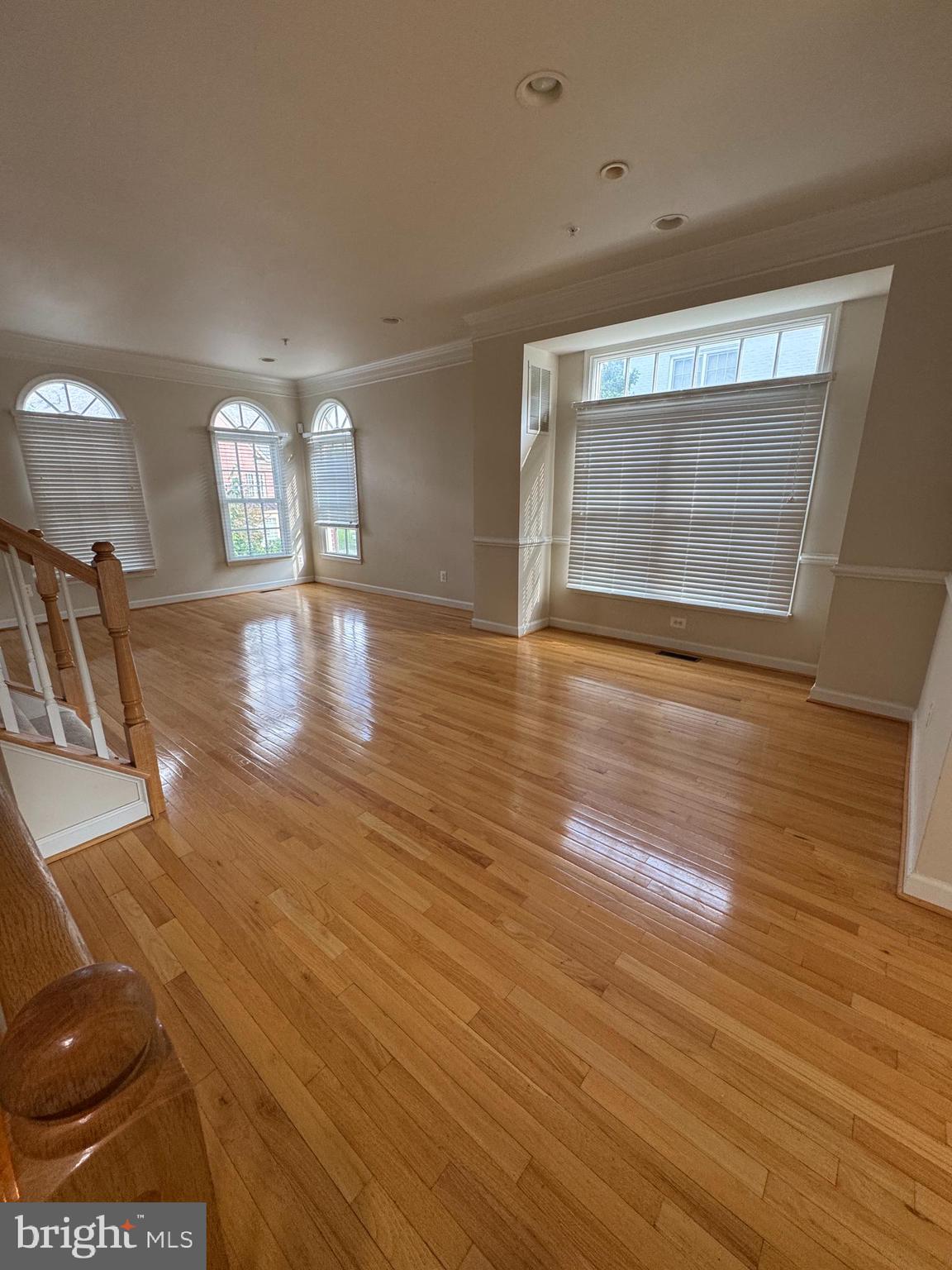 FALLSGROVE - Residential Lease