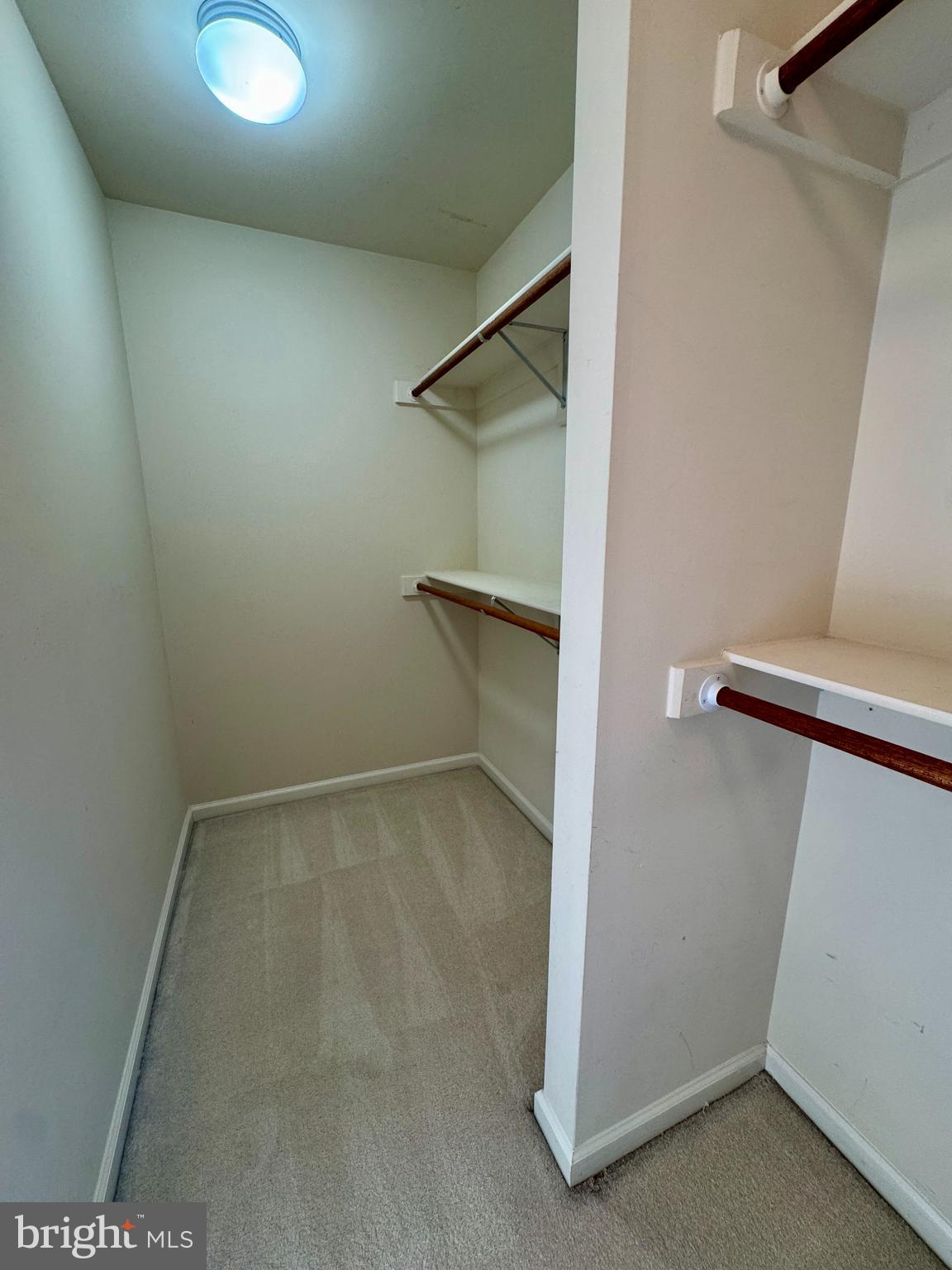 FALLSGROVE - Residential Lease