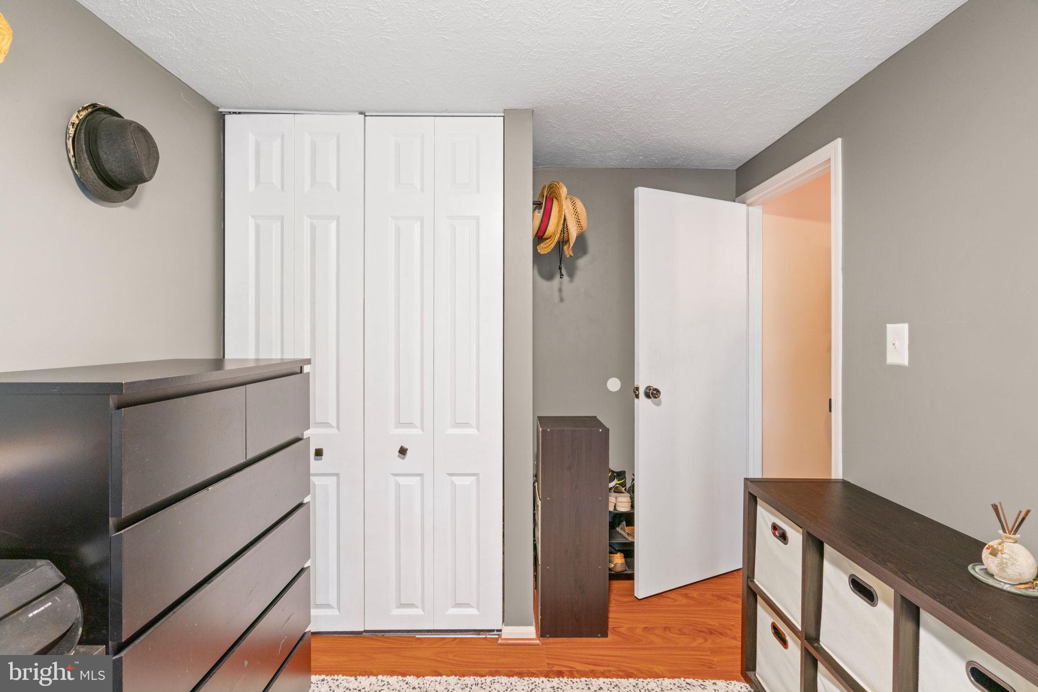 MONTCLAIR - Residential