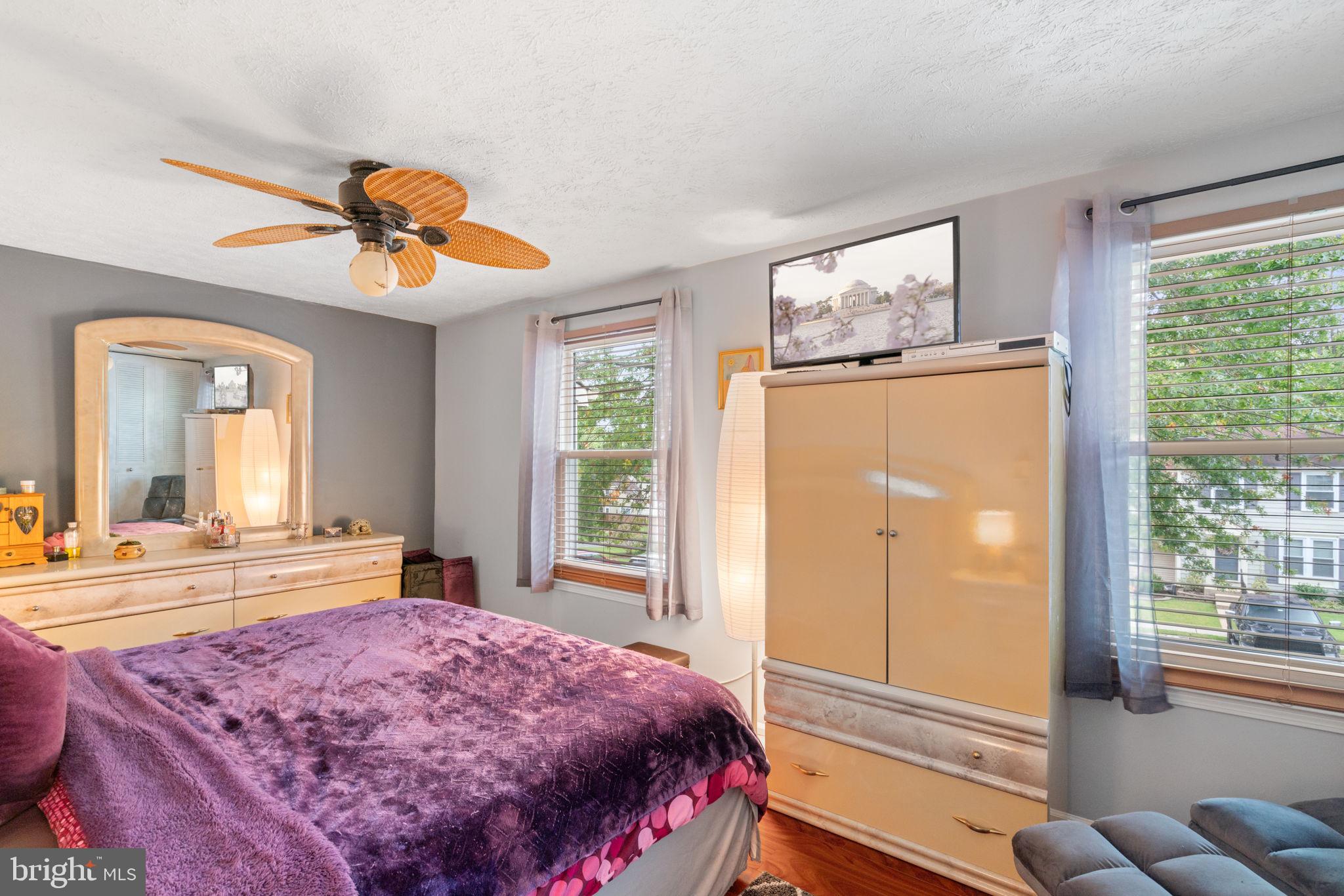 MONTCLAIR - Residential