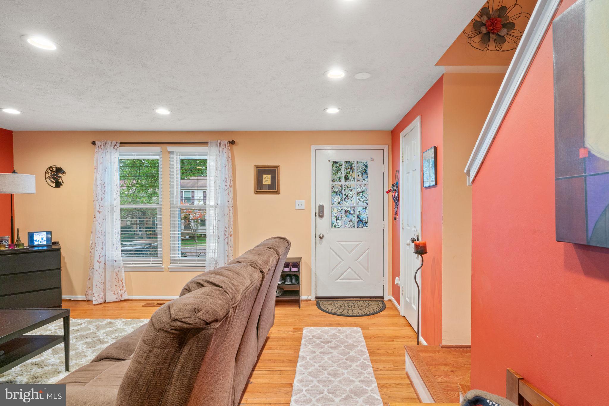 MONTCLAIR - Residential