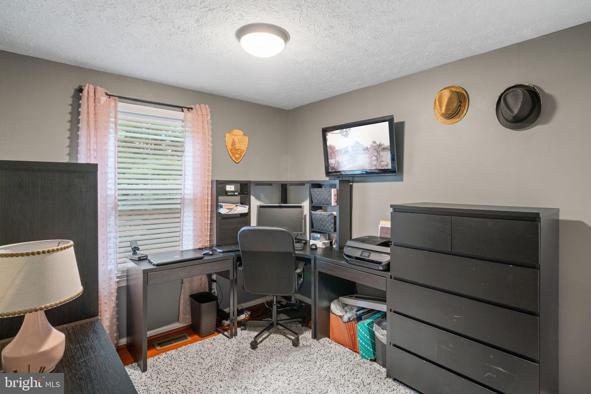 MONTCLAIR - Residential