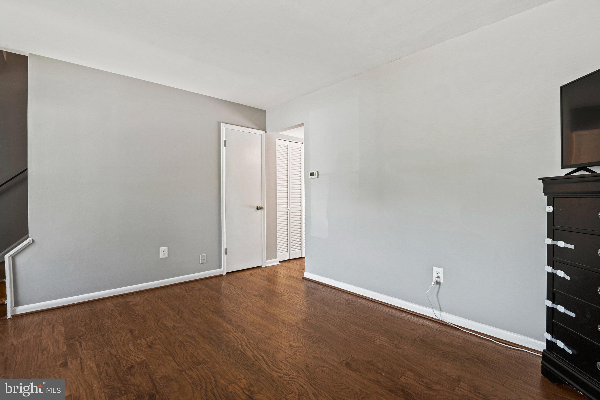 REFLECTION LAKE - Residential