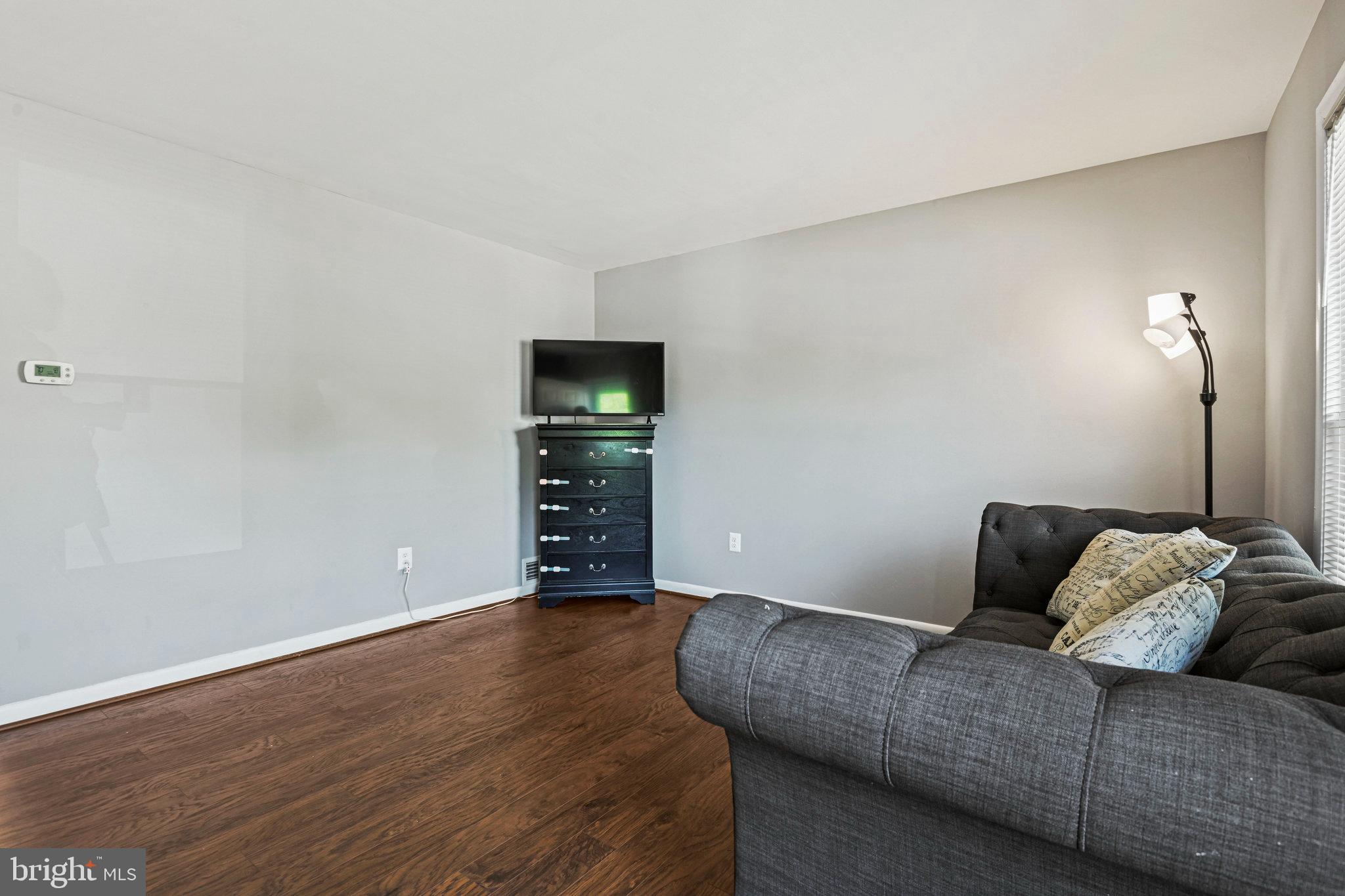 REFLECTION LAKE - Residential