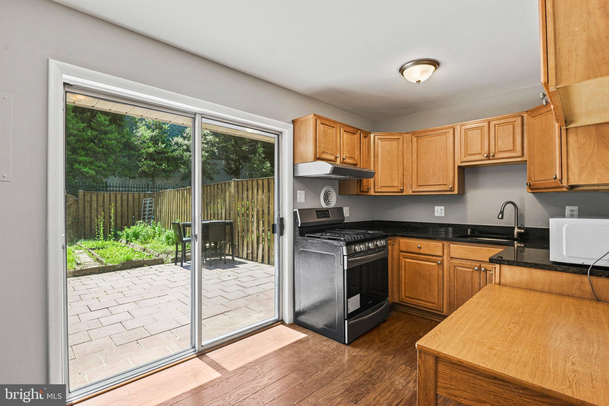 REFLECTION LAKE - Residential