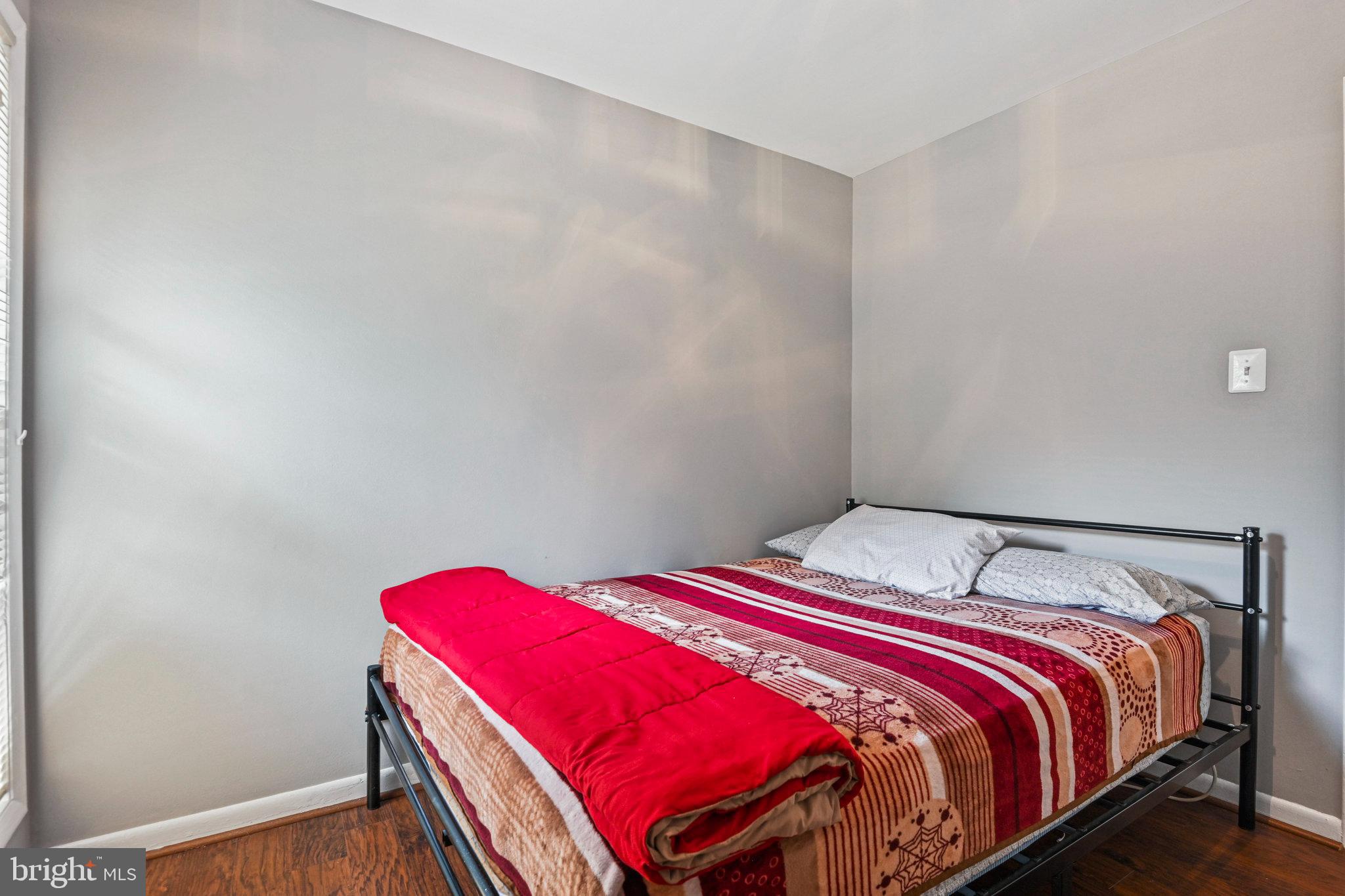 REFLECTION LAKE - Residential