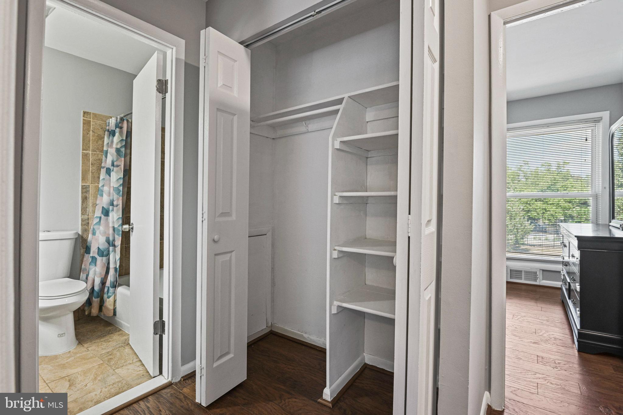 REFLECTION LAKE - Residential