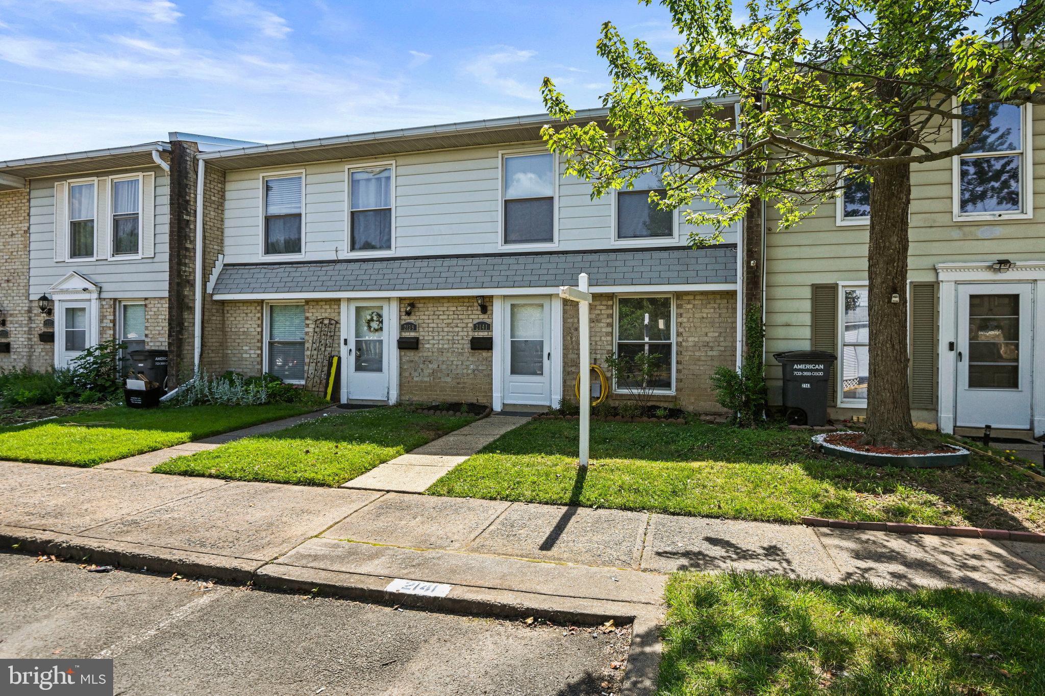 REFLECTION LAKE - Residential