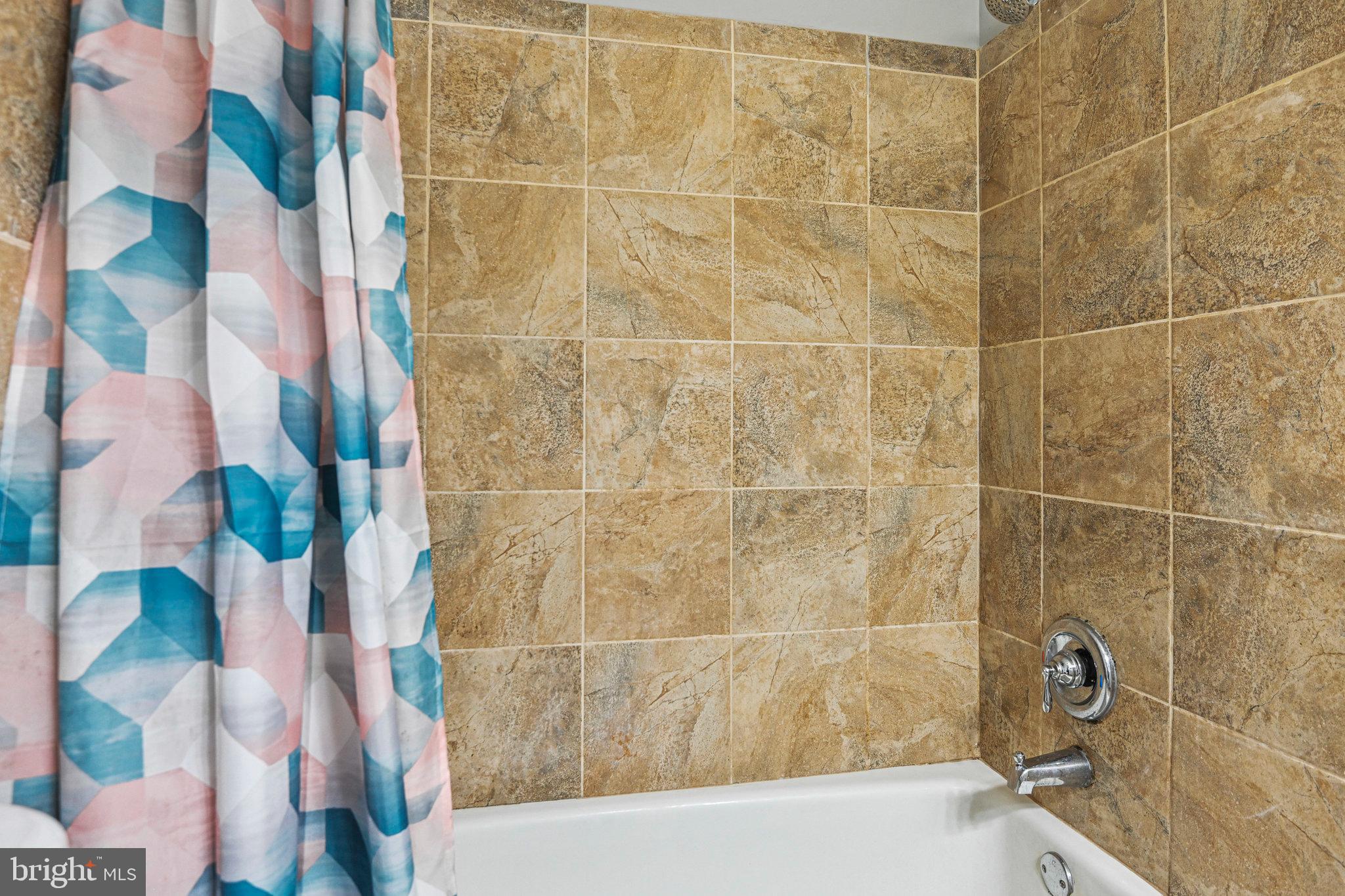 REFLECTION LAKE - Residential