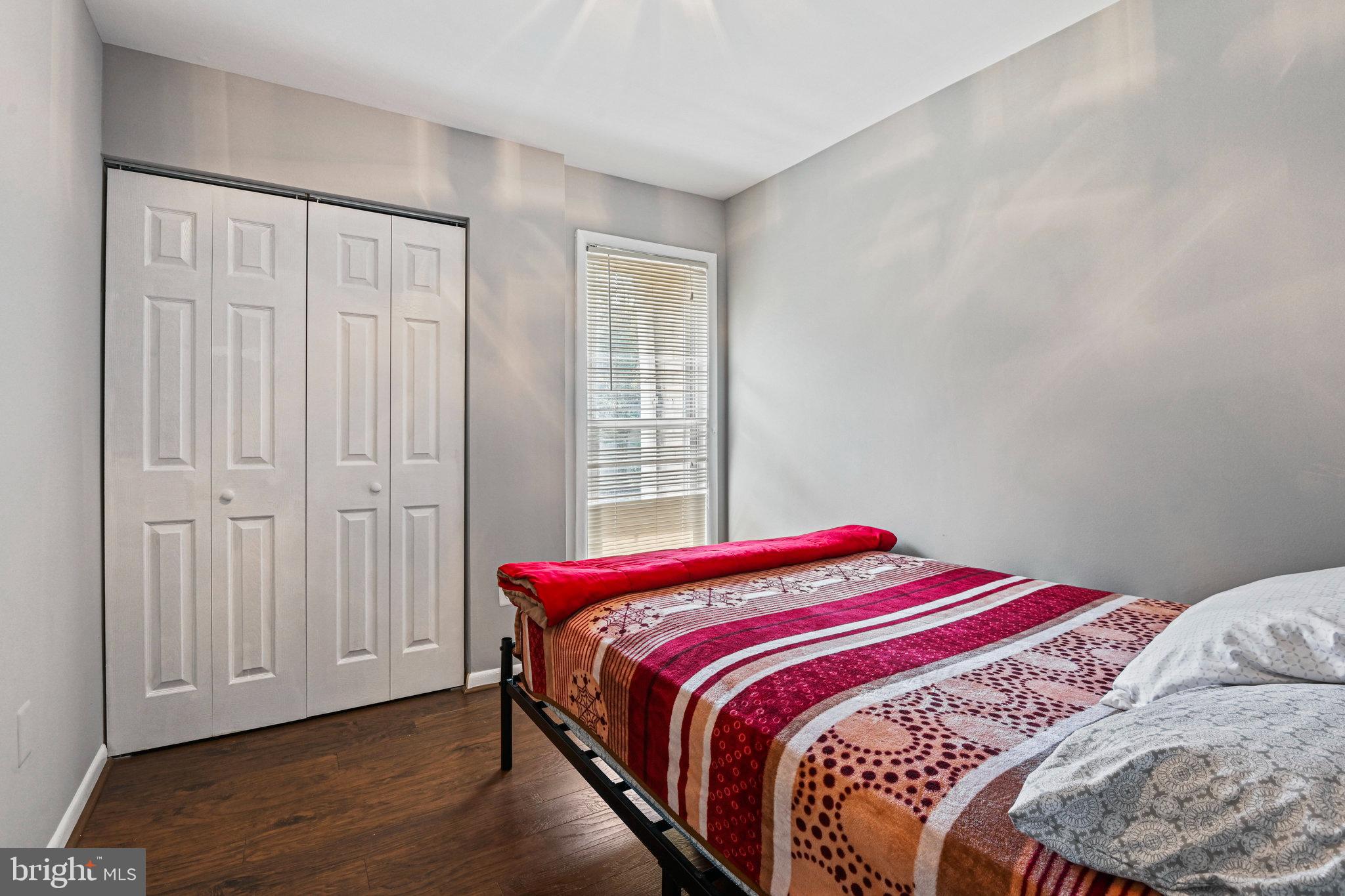 REFLECTION LAKE - Residential