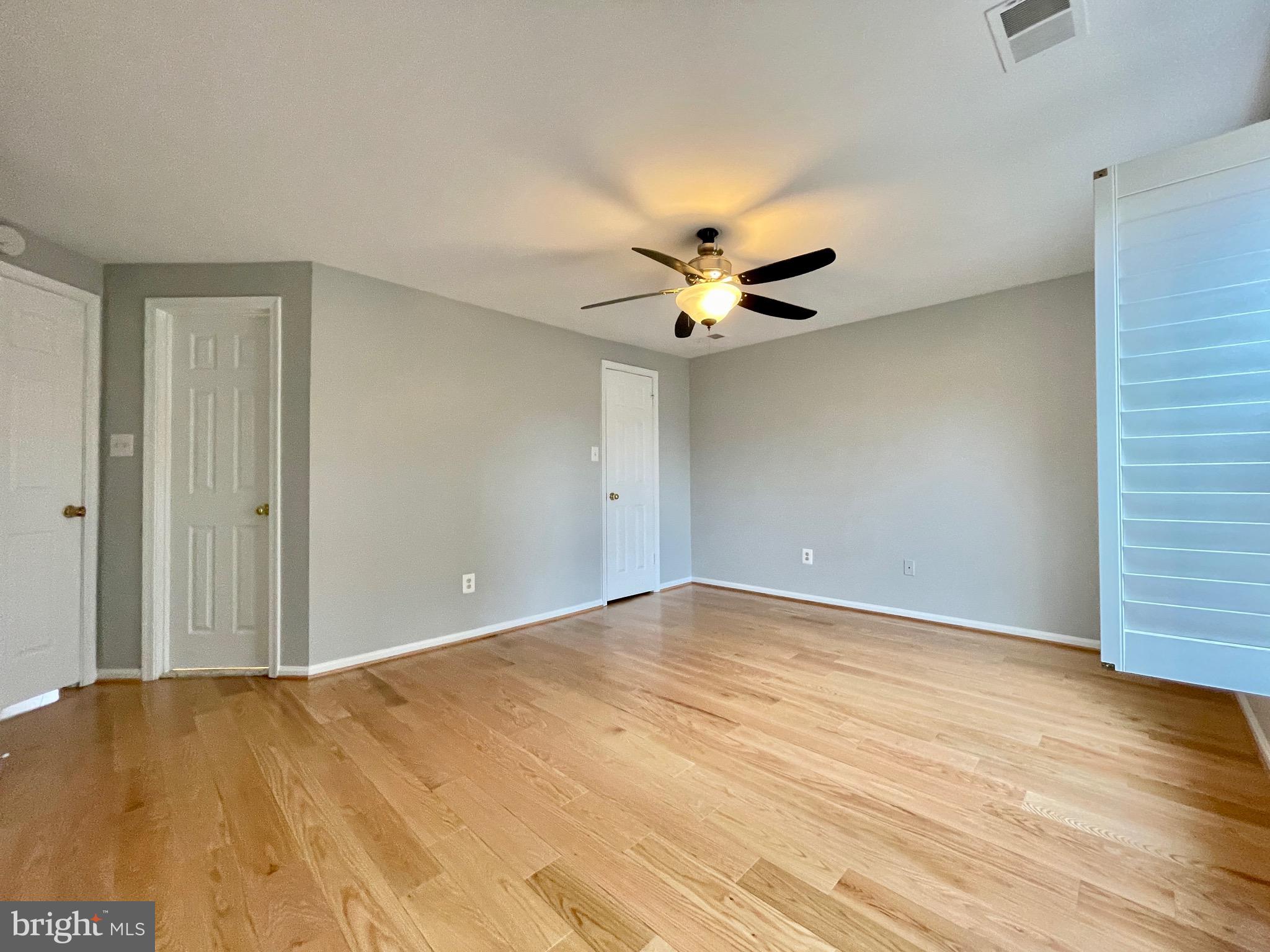 RESTON - Residential Lease