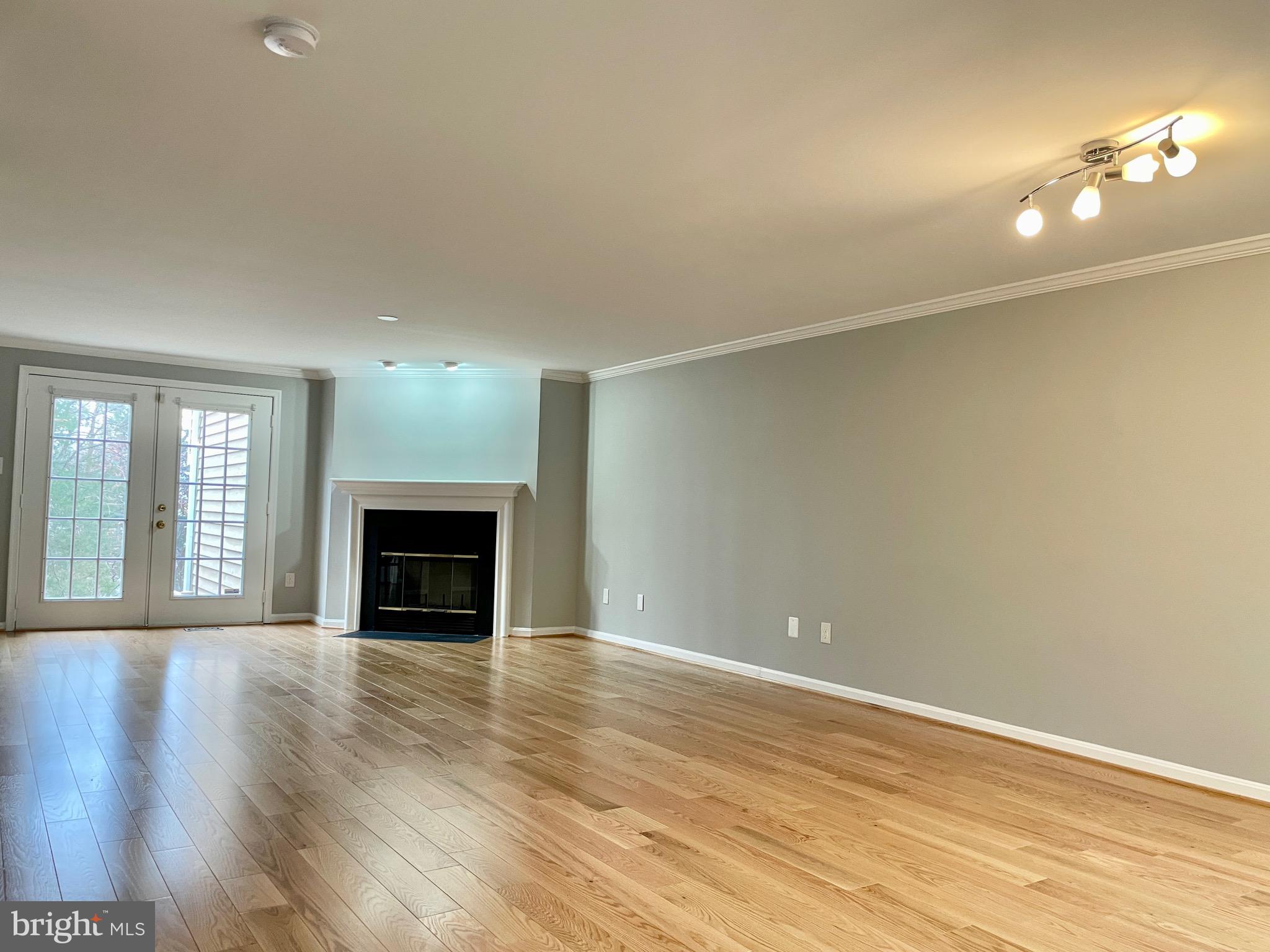 RESTON - Residential Lease