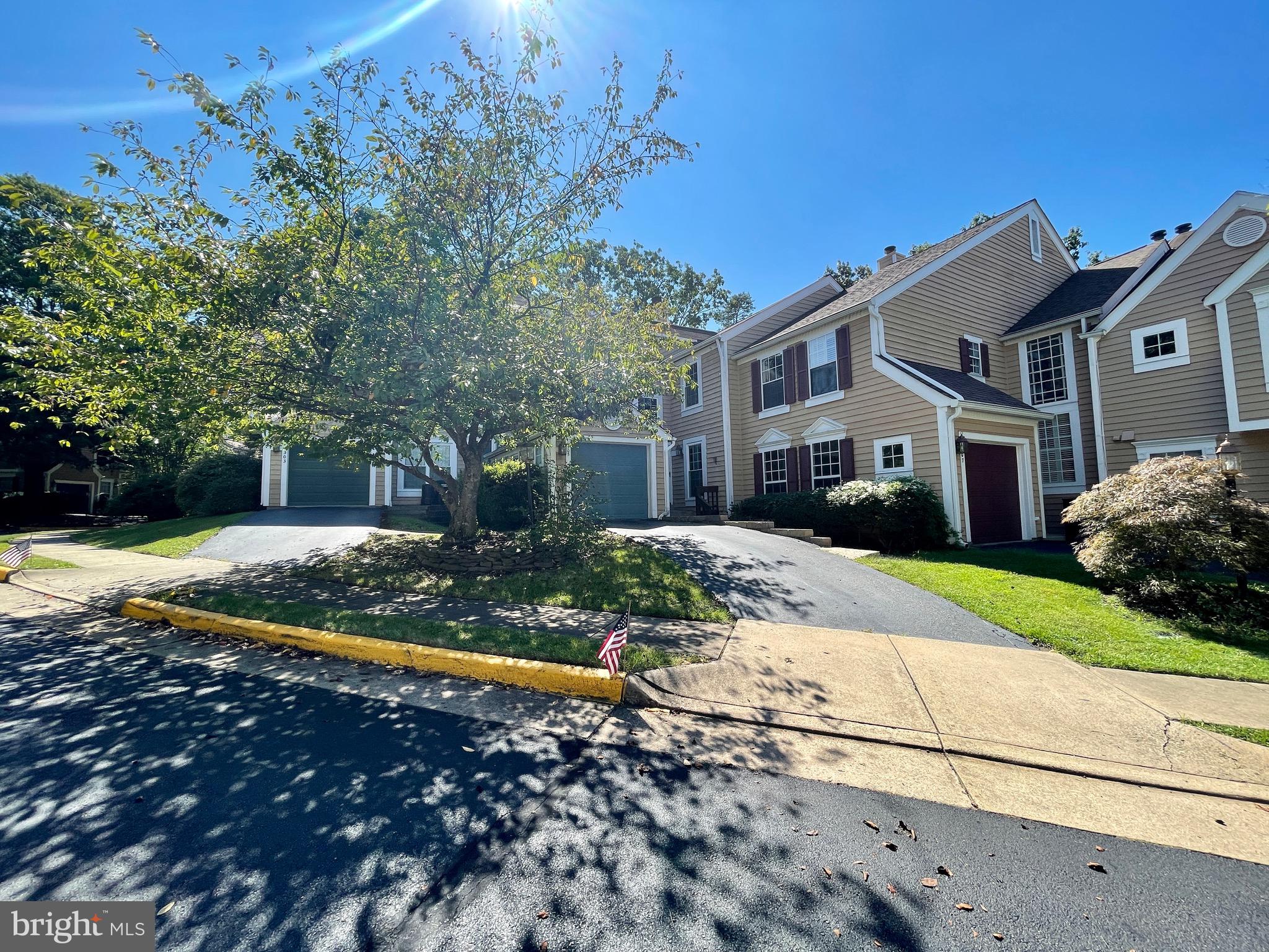 RESTON - Residential Lease