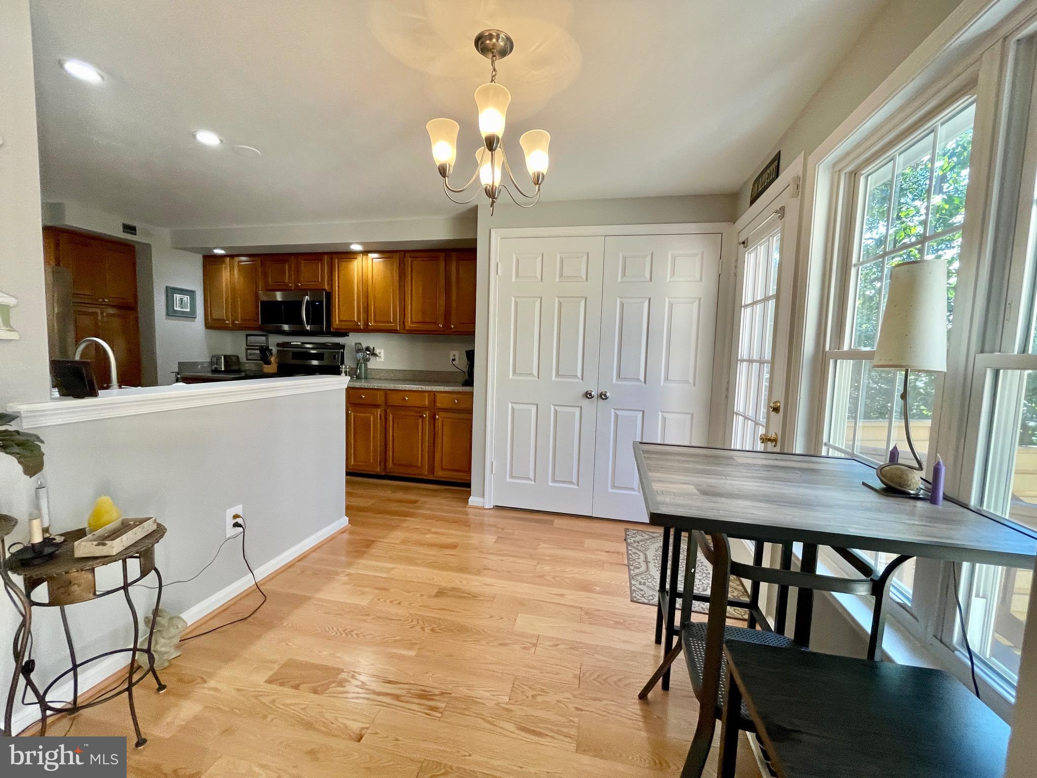 RESTON - Residential Lease