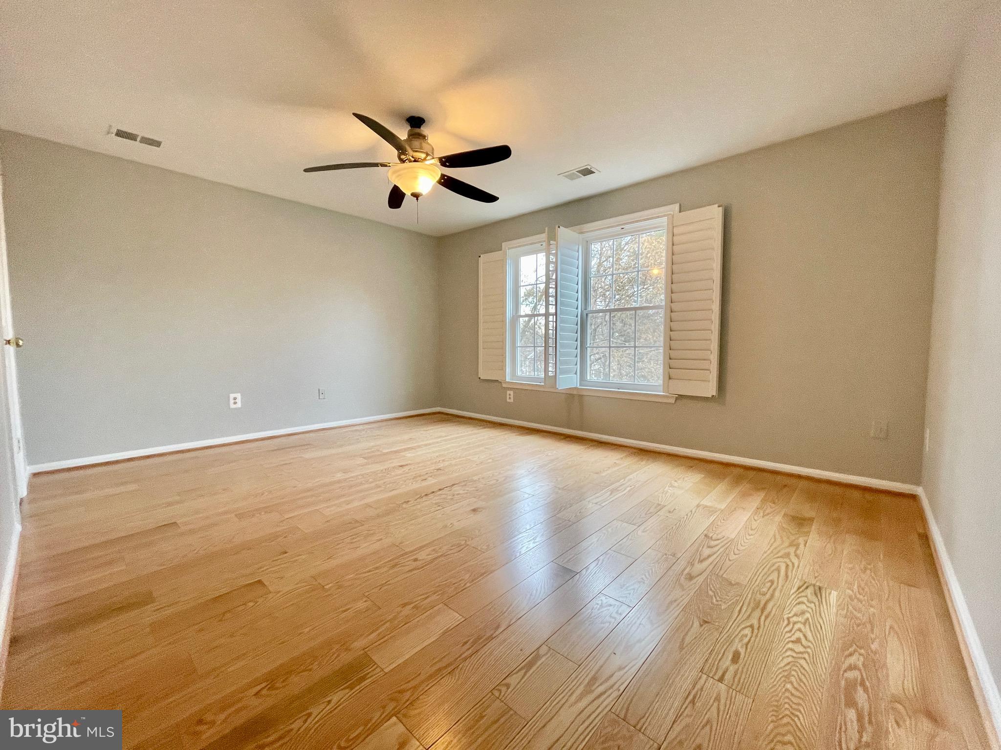 RESTON - Residential Lease